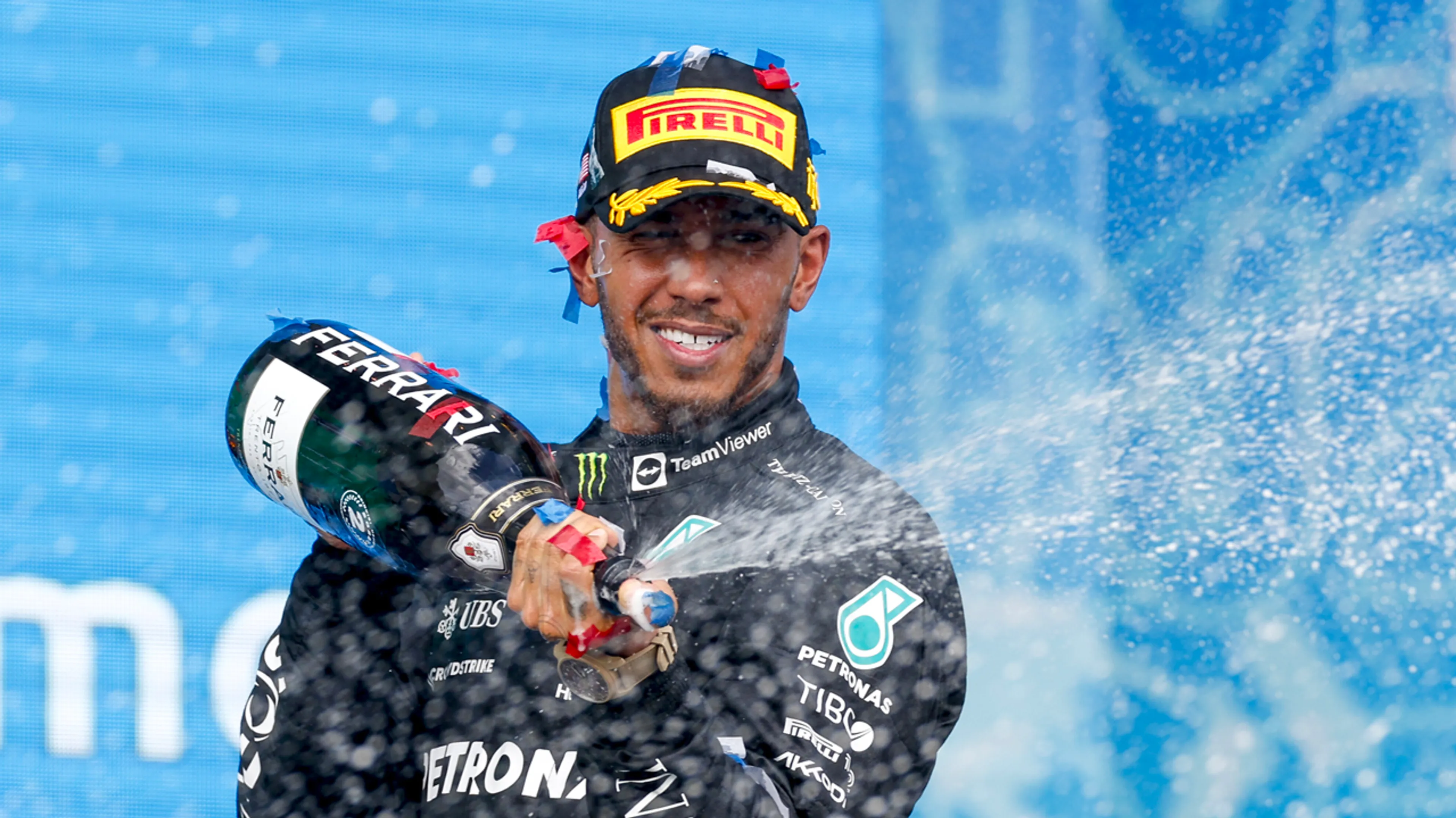 Lewis Hamilton gaat contract bij Mercedes verlengen