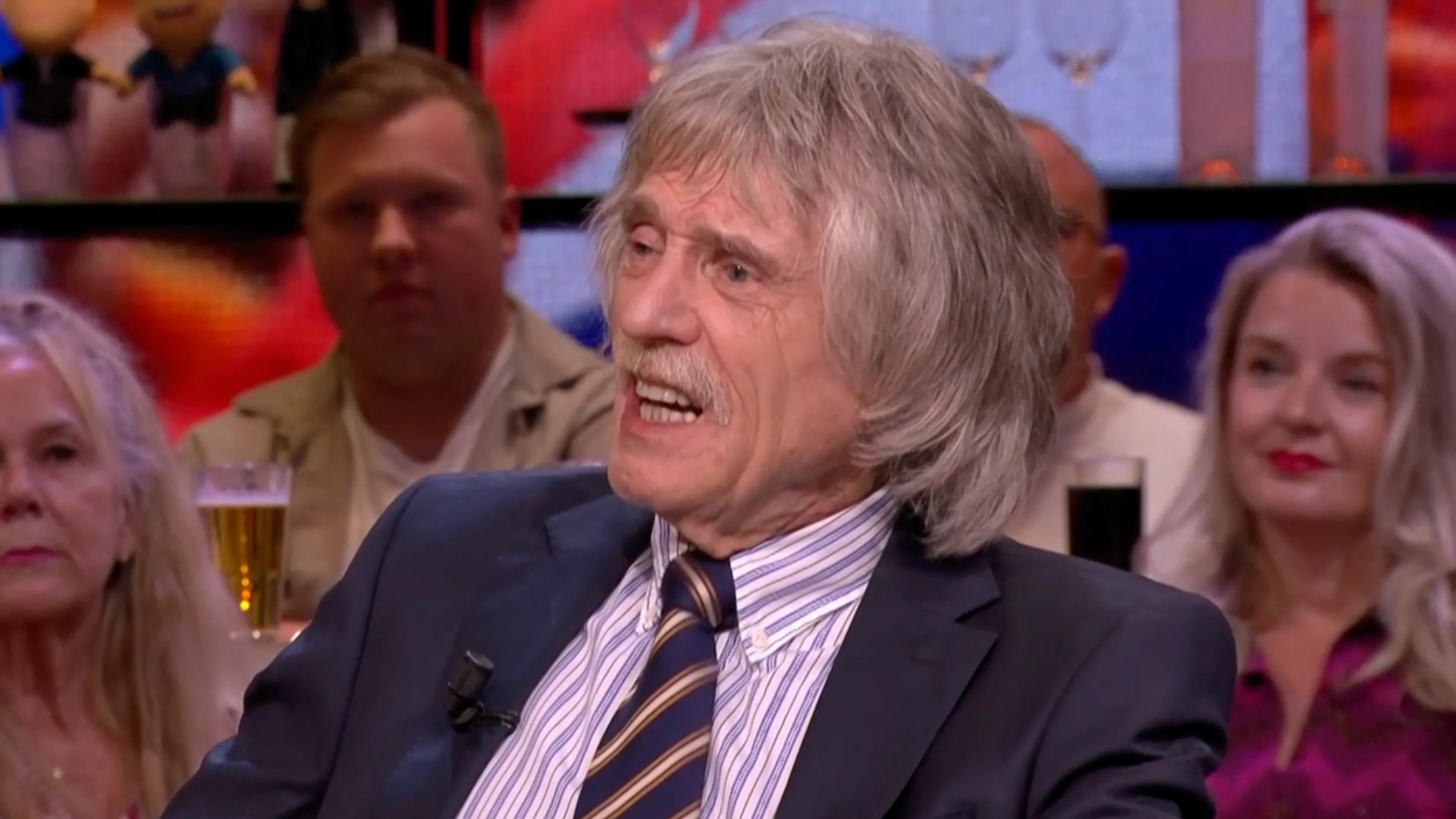 Johan hekelt gedrag van Oranje-international tegen Spanje: 'Wat een enge jongen!'