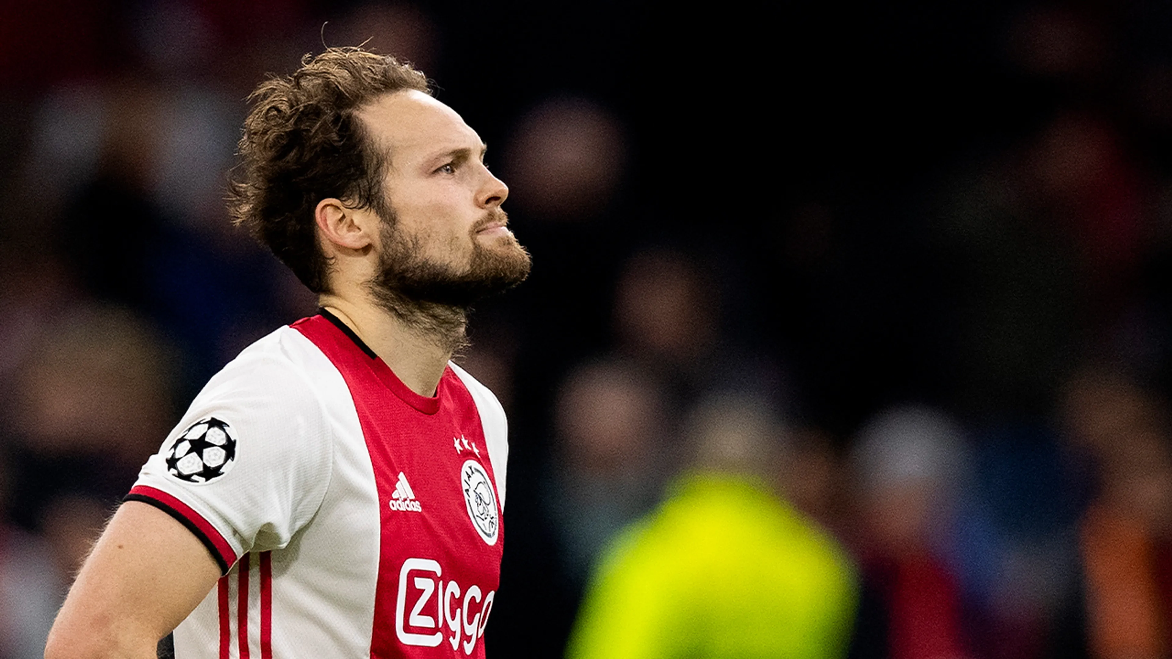 Ajax met 1-0 achter, Twitter gaat vooral los op één speler 