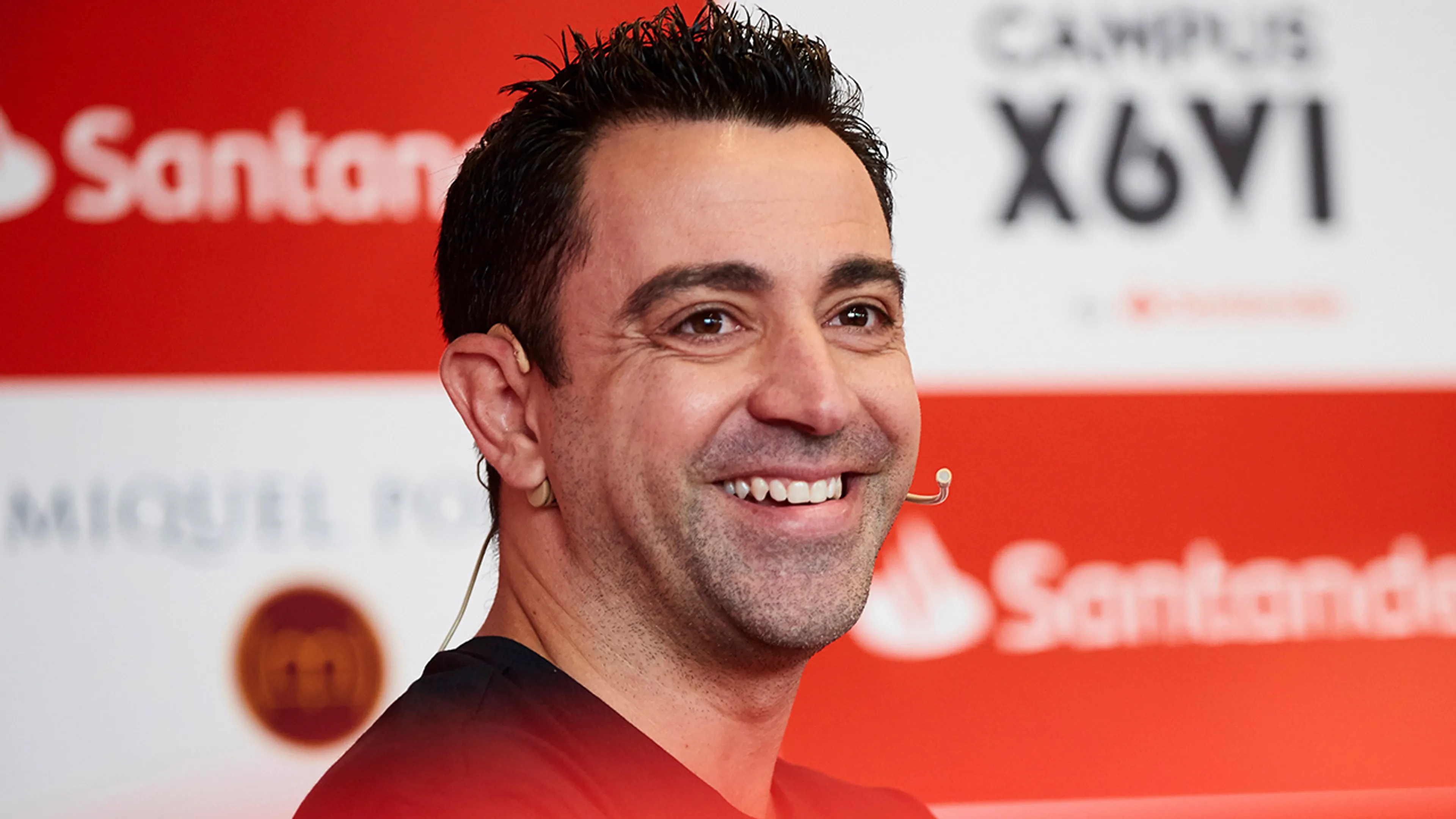 Xavi reageert voor het eerst op transfergeruchten FC Barcelona