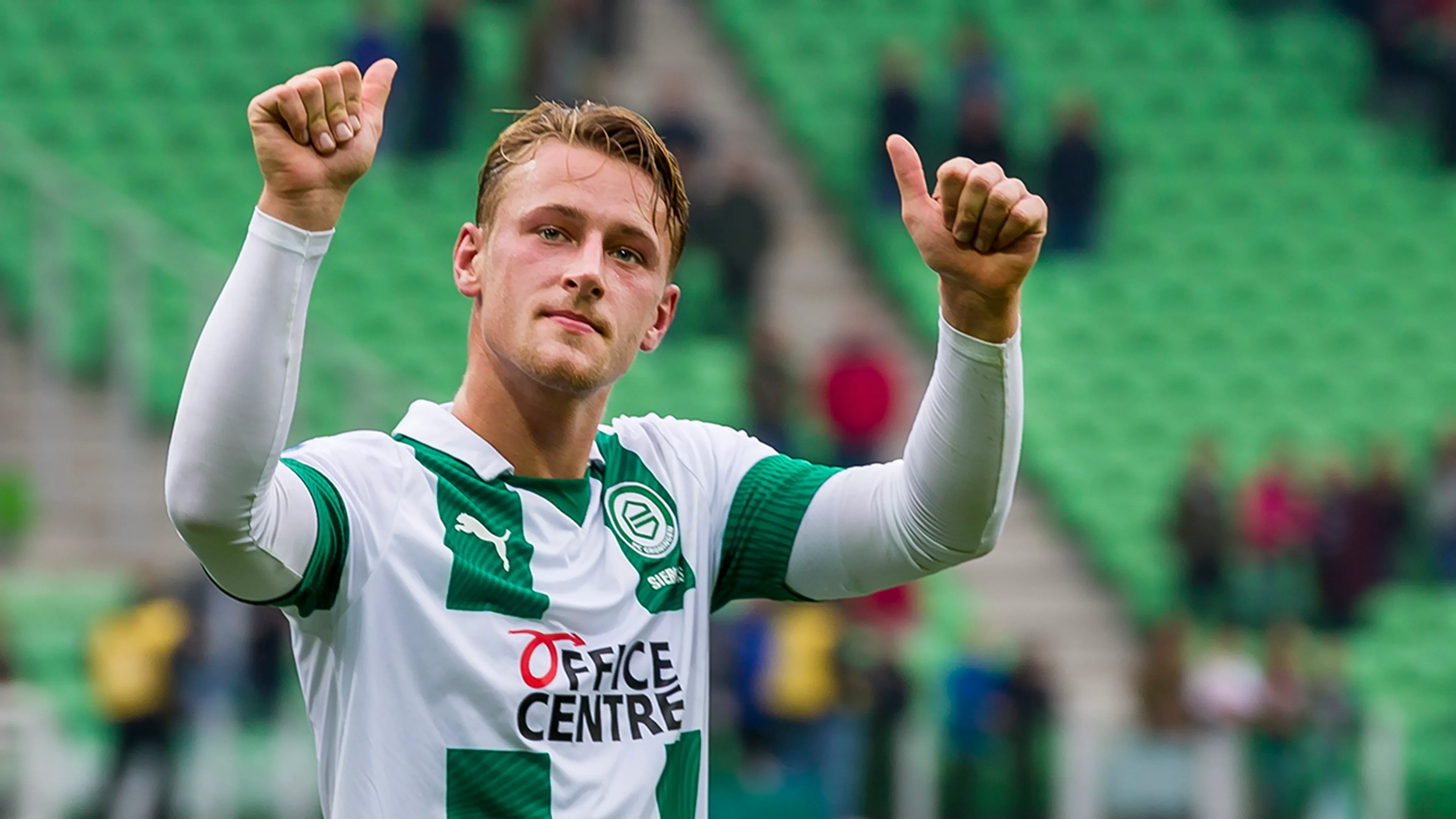 Sierhuis helpt FC Groningen aan zege