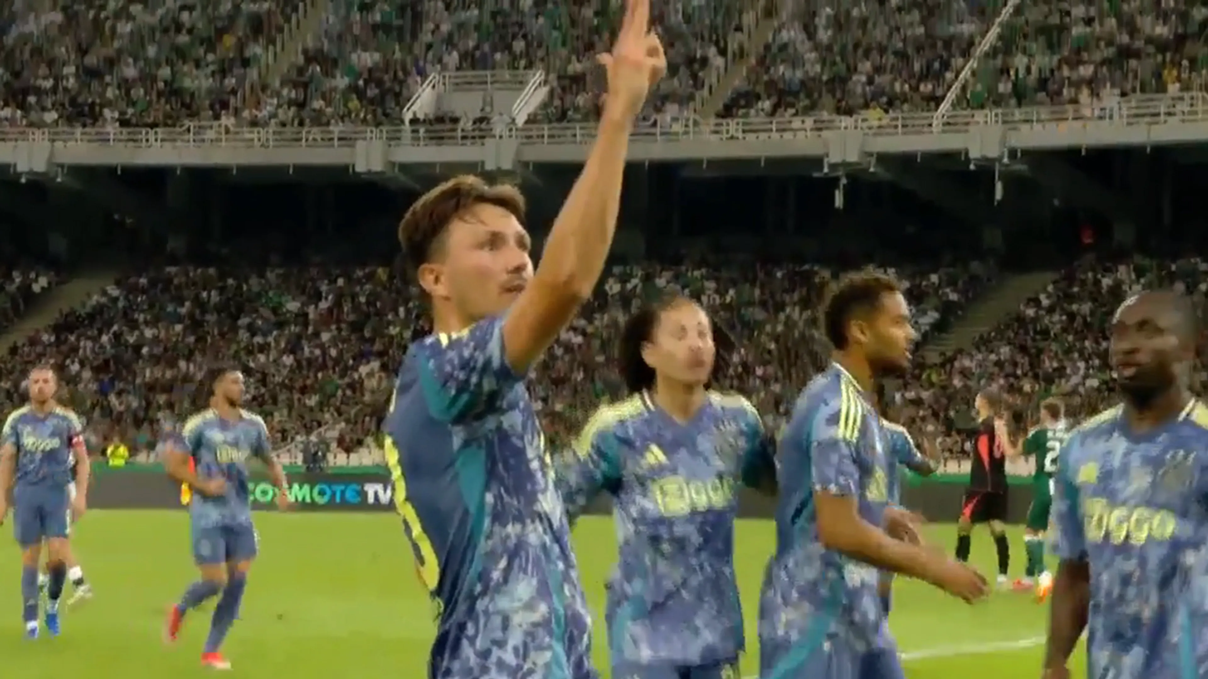 Videogoal: Steven Berghuis zet Ajax op voorsprong bij Panathinaikos