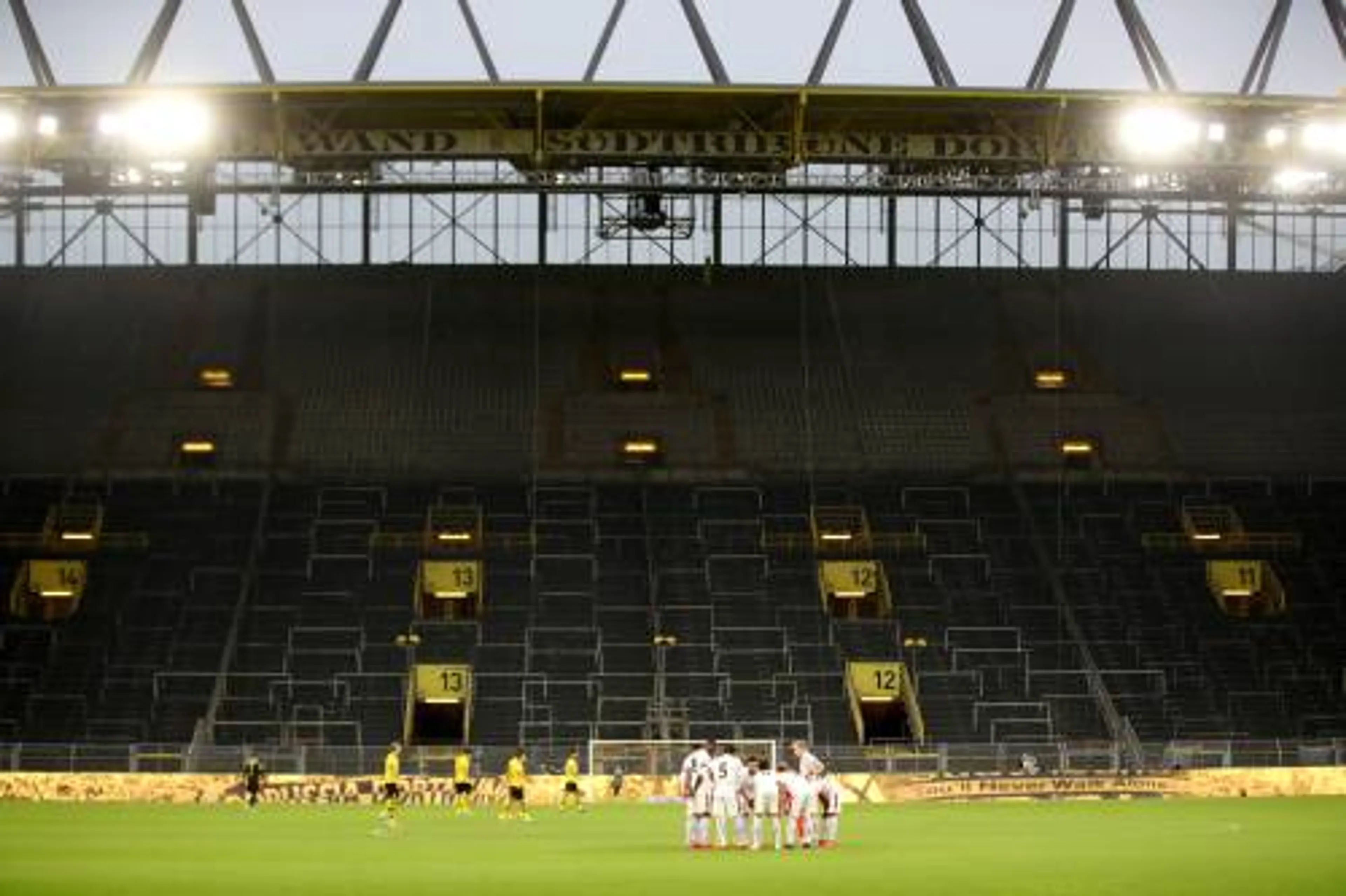 Dortmund lijdt meer dan 40 miljoen euro verlies door corona