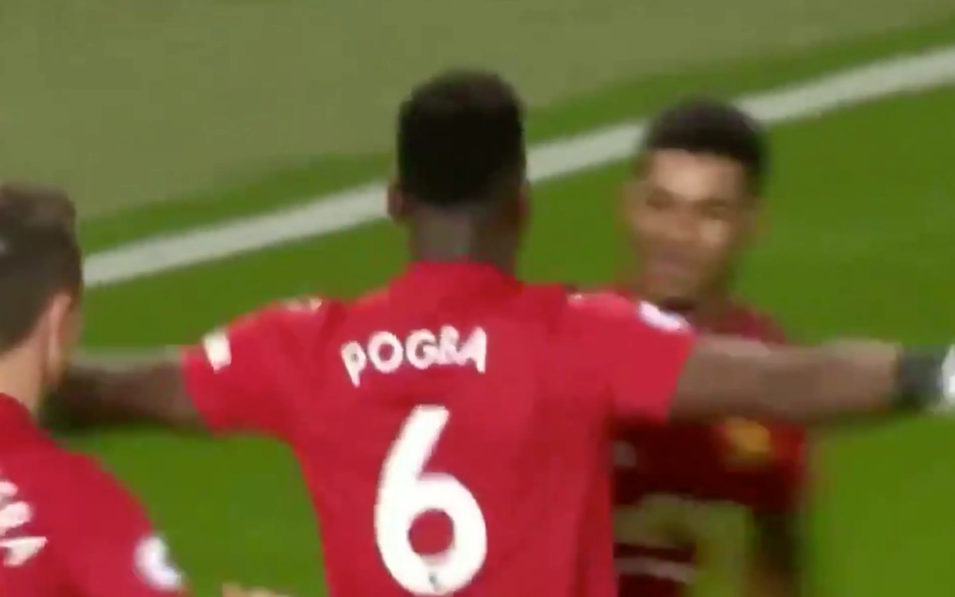 Wat een heer-lij-ke actie van Rashford met een doelpunt voor Pogba!