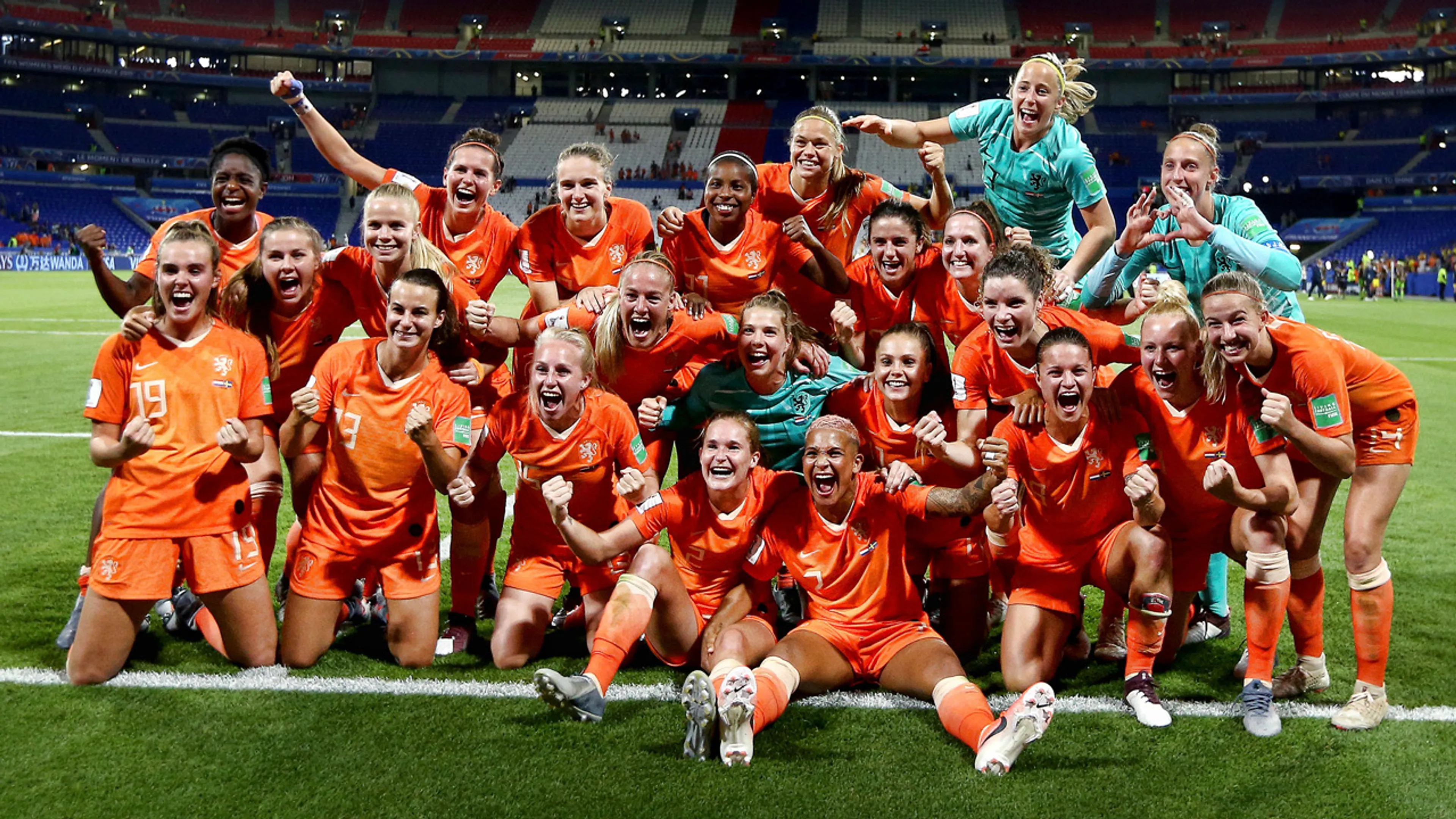 Oranje Leeuwinnen krijgen rondvaart door Amsterdam bij winst WK