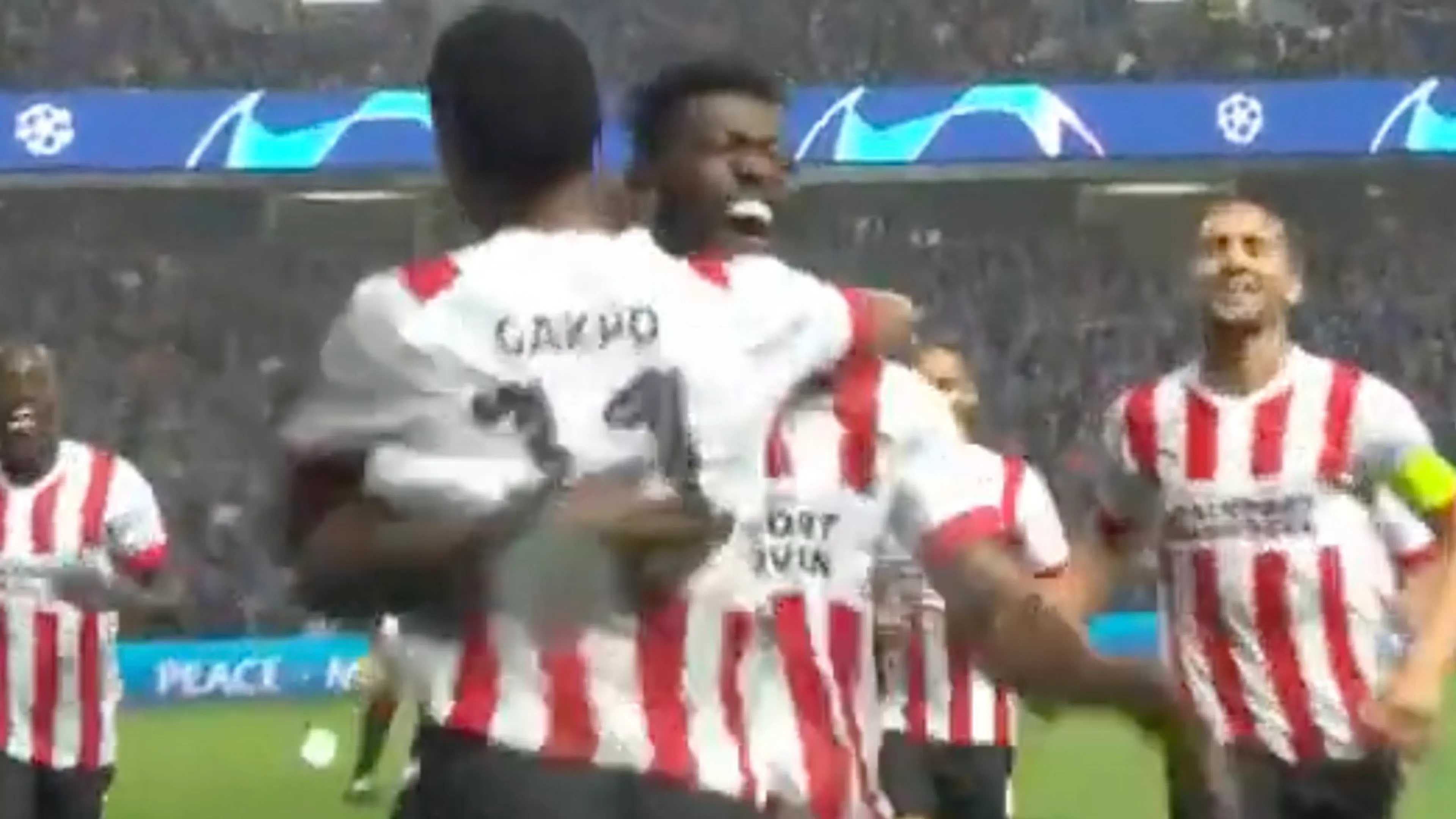 Videogoal: Sangaré zet PSV op voorsprong in play-offs CL tegen Rangers
