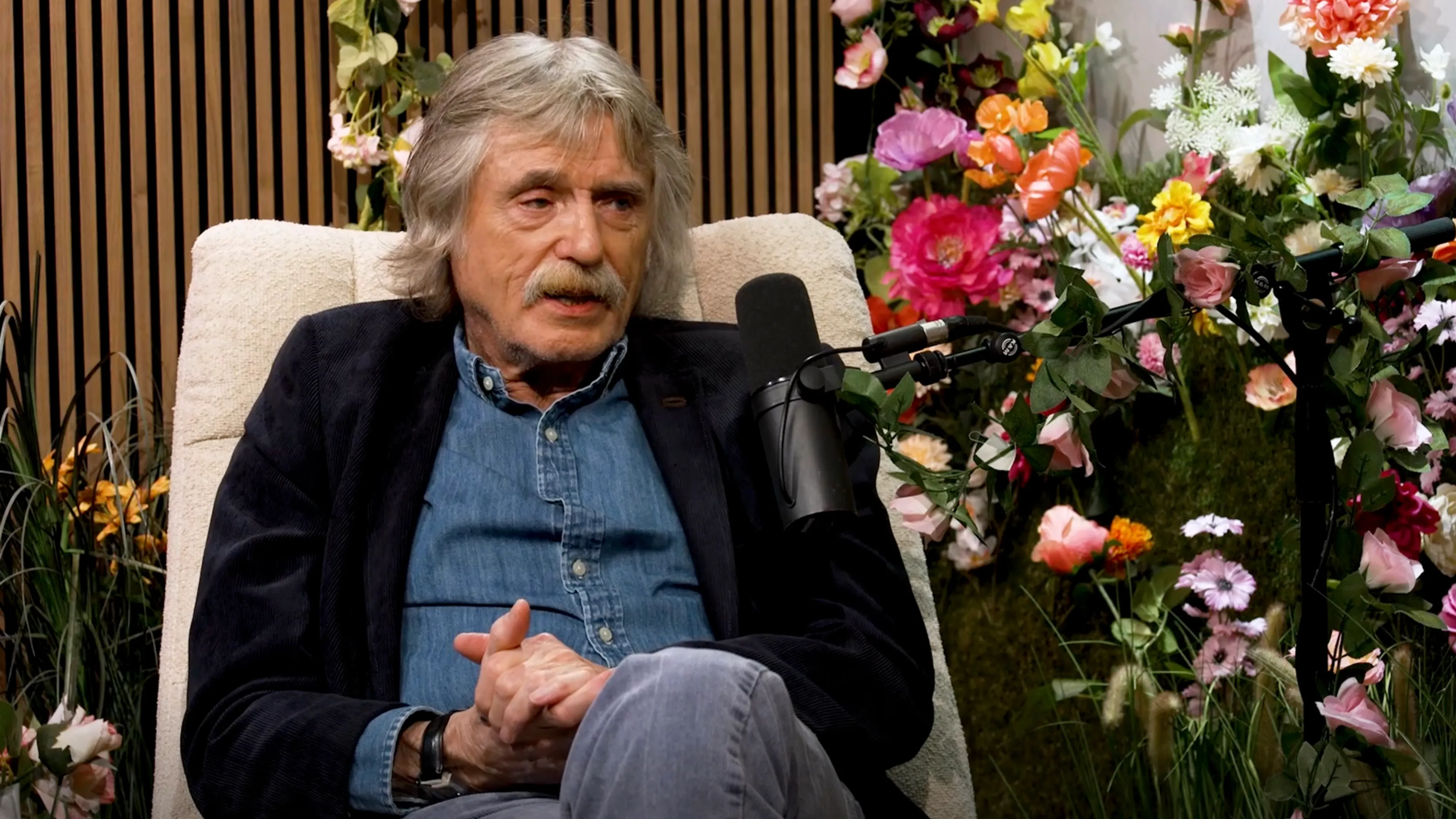 Johan Derksen over zijn vader: 'Dat vergeef ik hem niet...'
