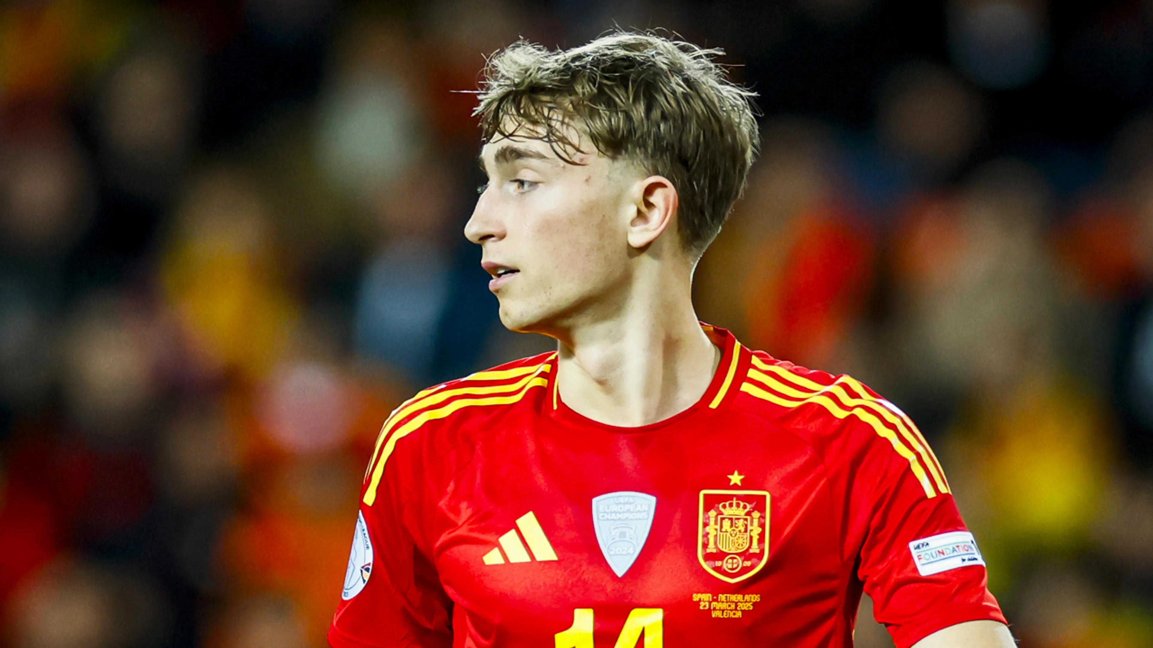 'Dean Huijsen voor zestig miljoen euro naar Real Madrid'