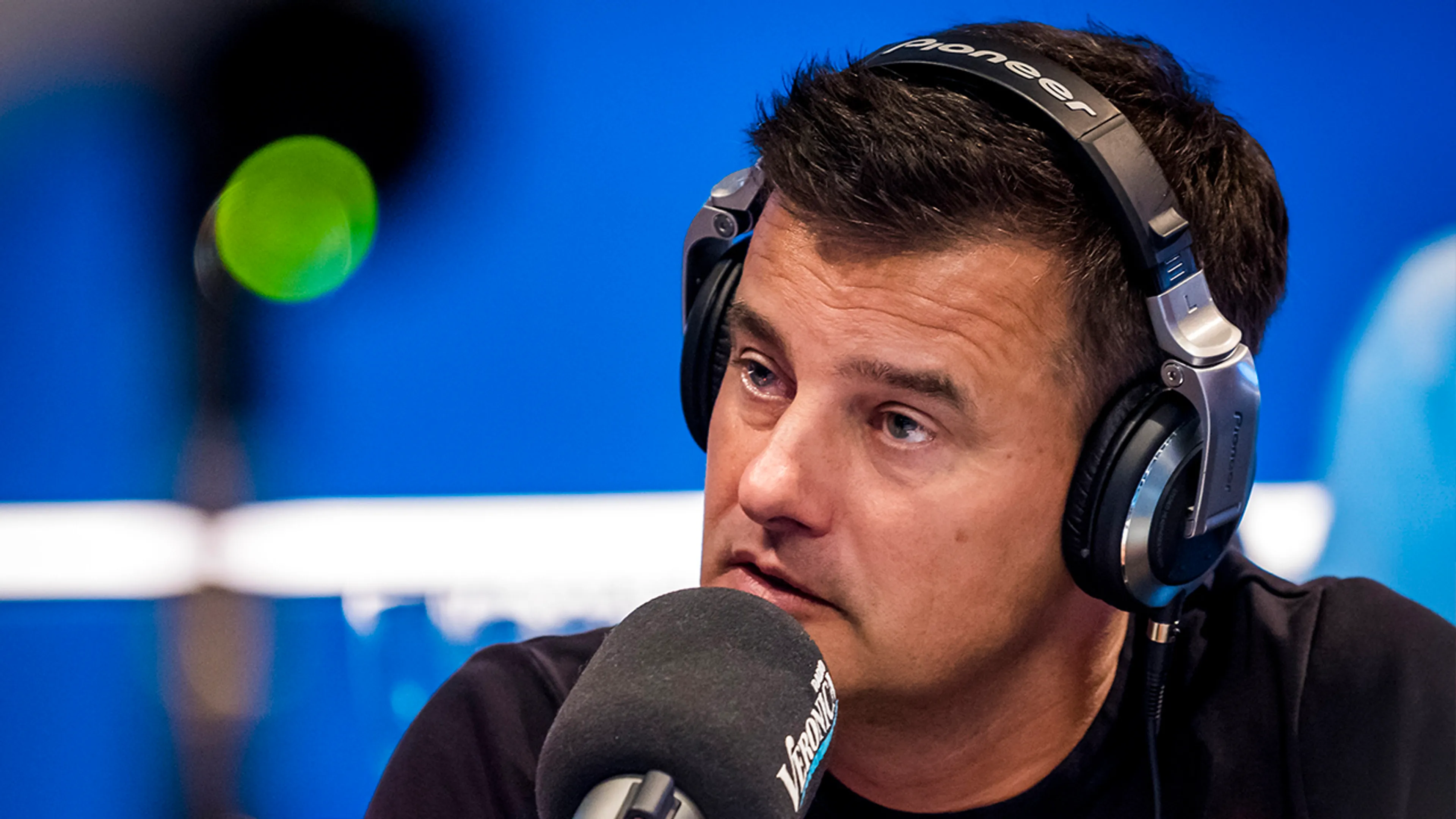 Wilfred opgewacht bij kapper: ‘Hier zat ik helemaal niet op te wachten’