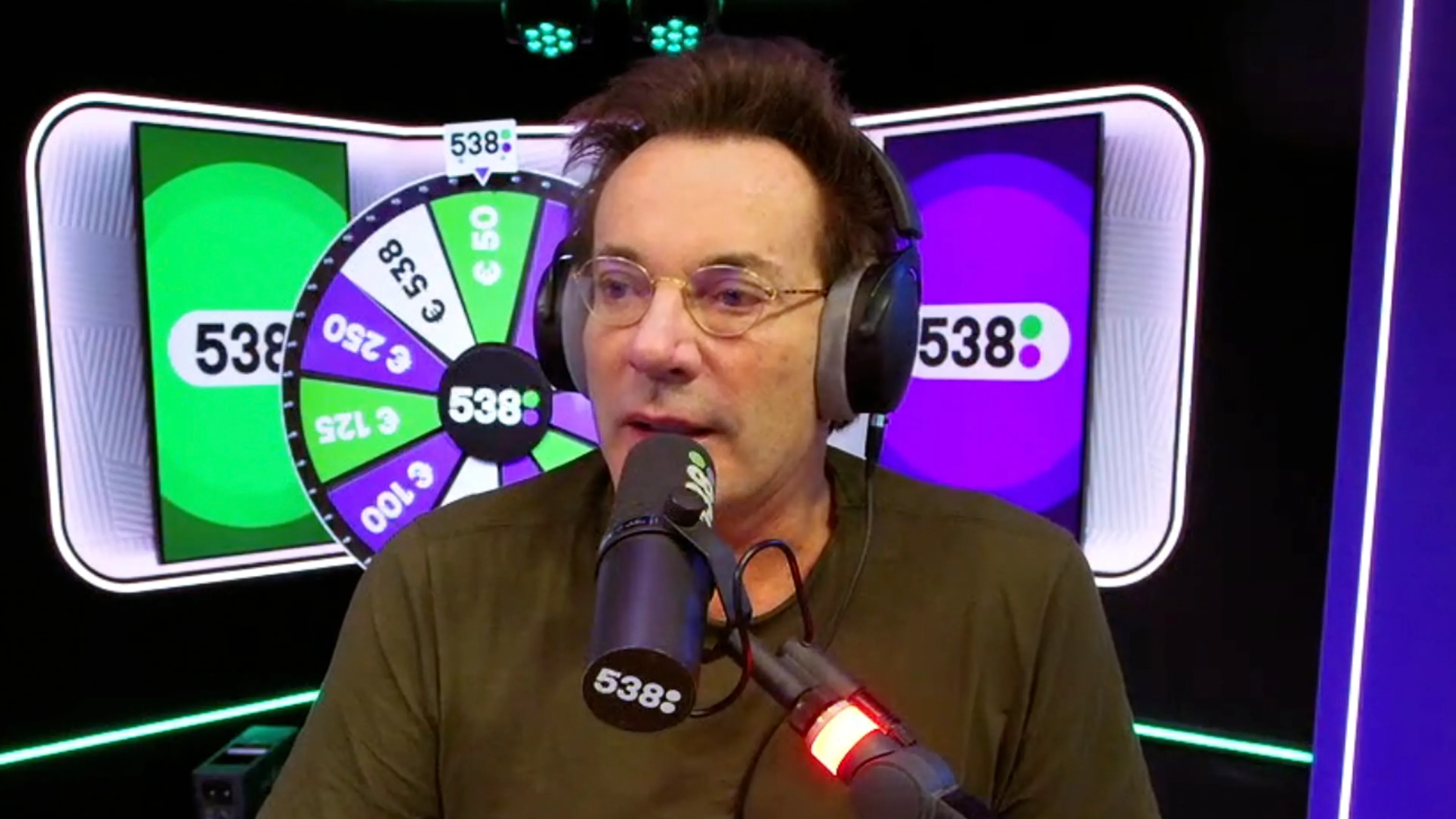 Gerard Joling krijgt vraag in De 538 Ochtendshow: 'Wat heb je zelf gestemd?'