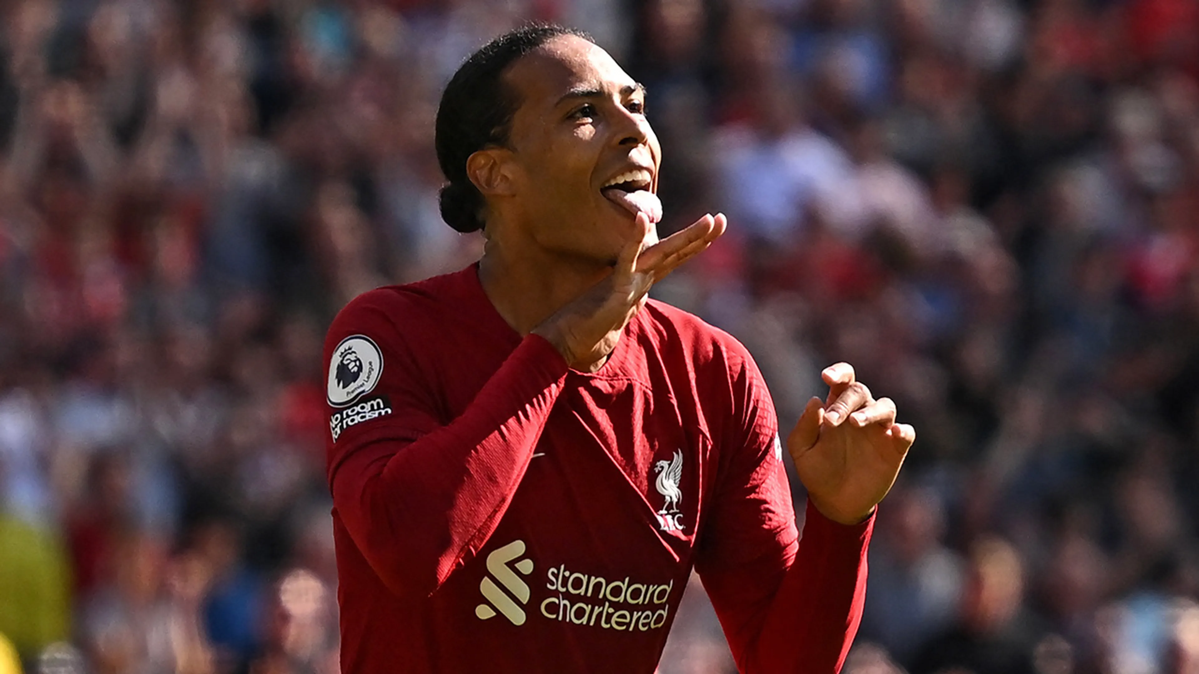 Liverpool waarschuwt Ajax: sloopt Bournemouth en Senesi met negenklapper