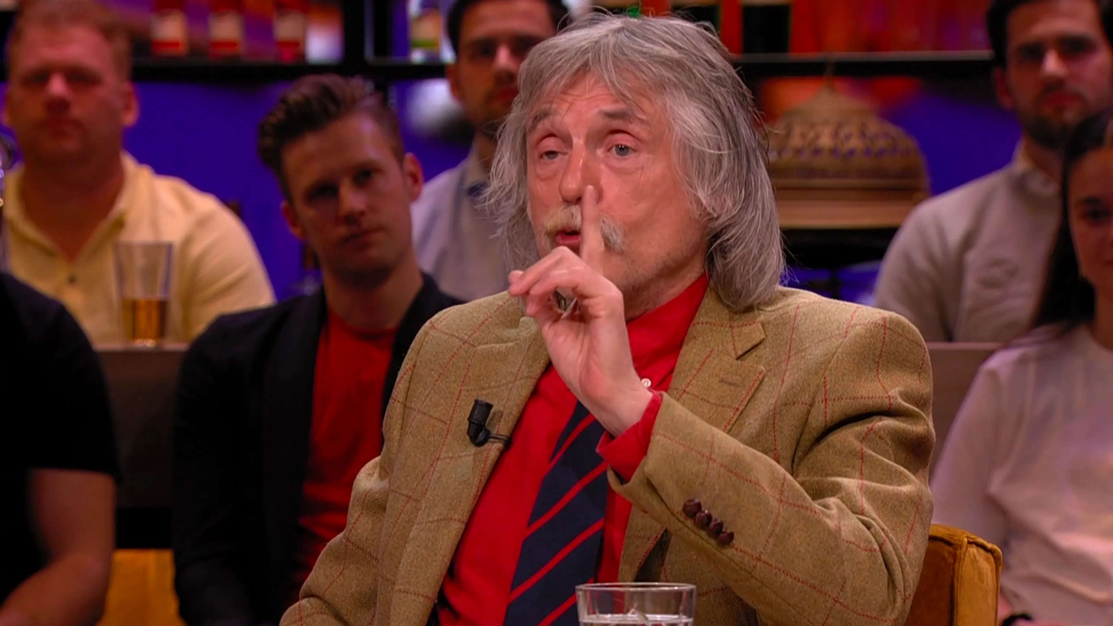 Johan Derksen deelt de gouden tip voor een gezonde stoelgang