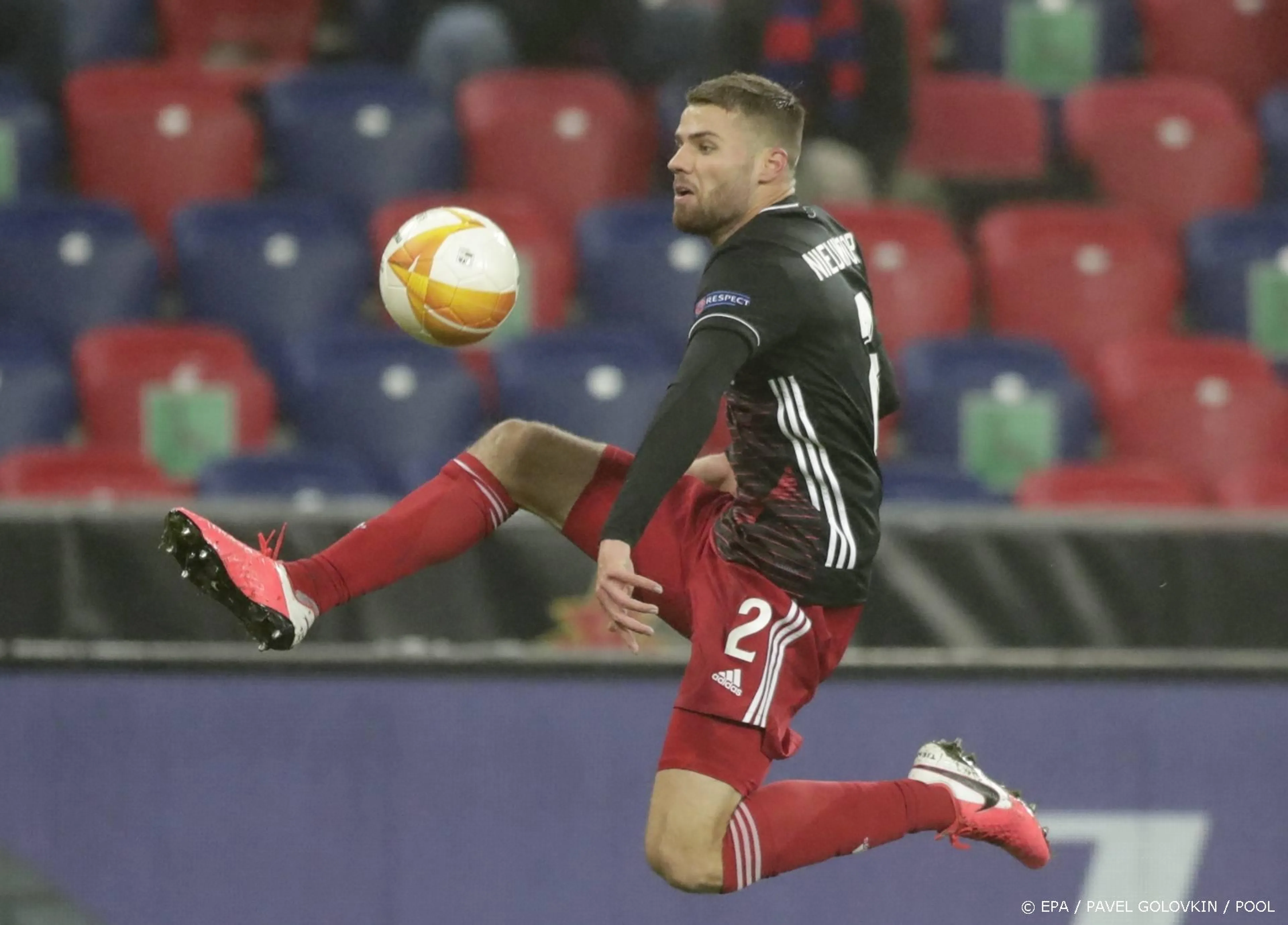 Verdediger Nieuwkoop vertrekt na tien jaar bij Feyenoord