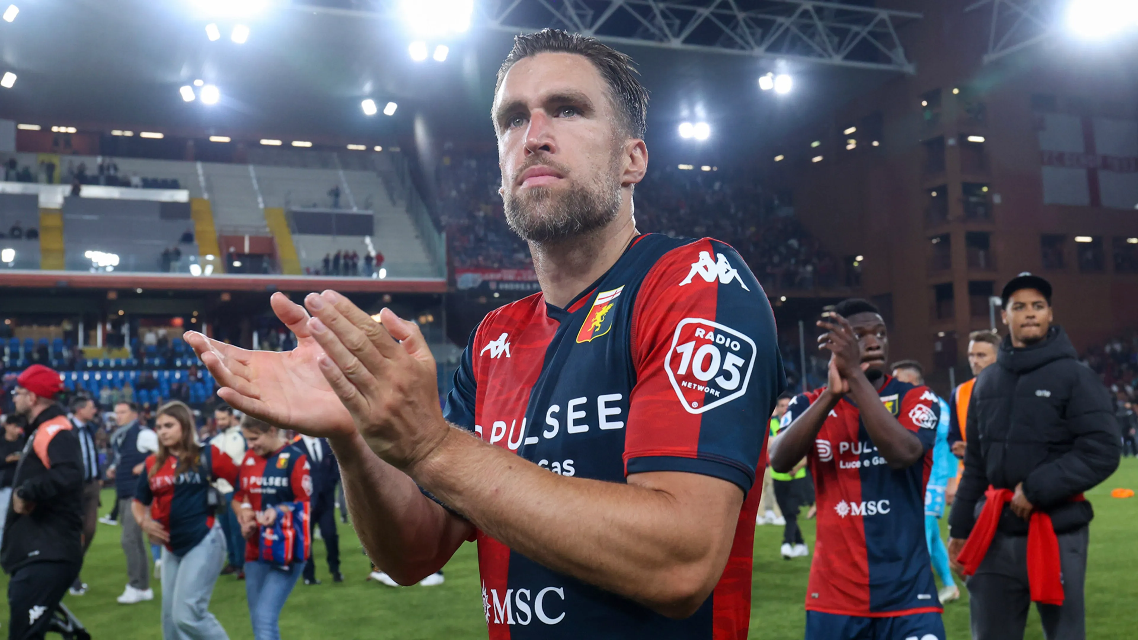 Strootman (34) stopt met voetballen