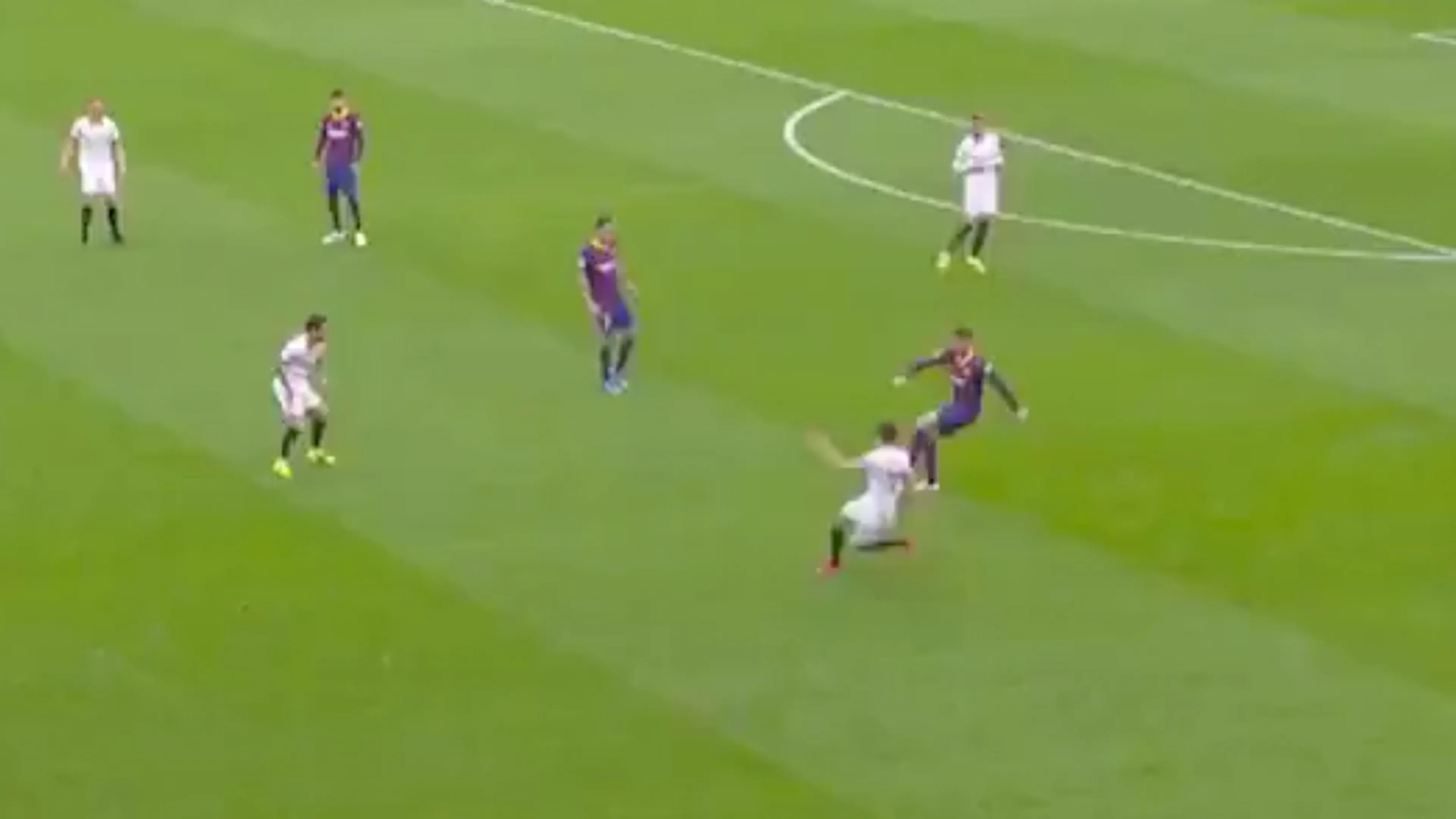 El Sierd gaat HE-LE-MAAL los na panna van Jordi Alba