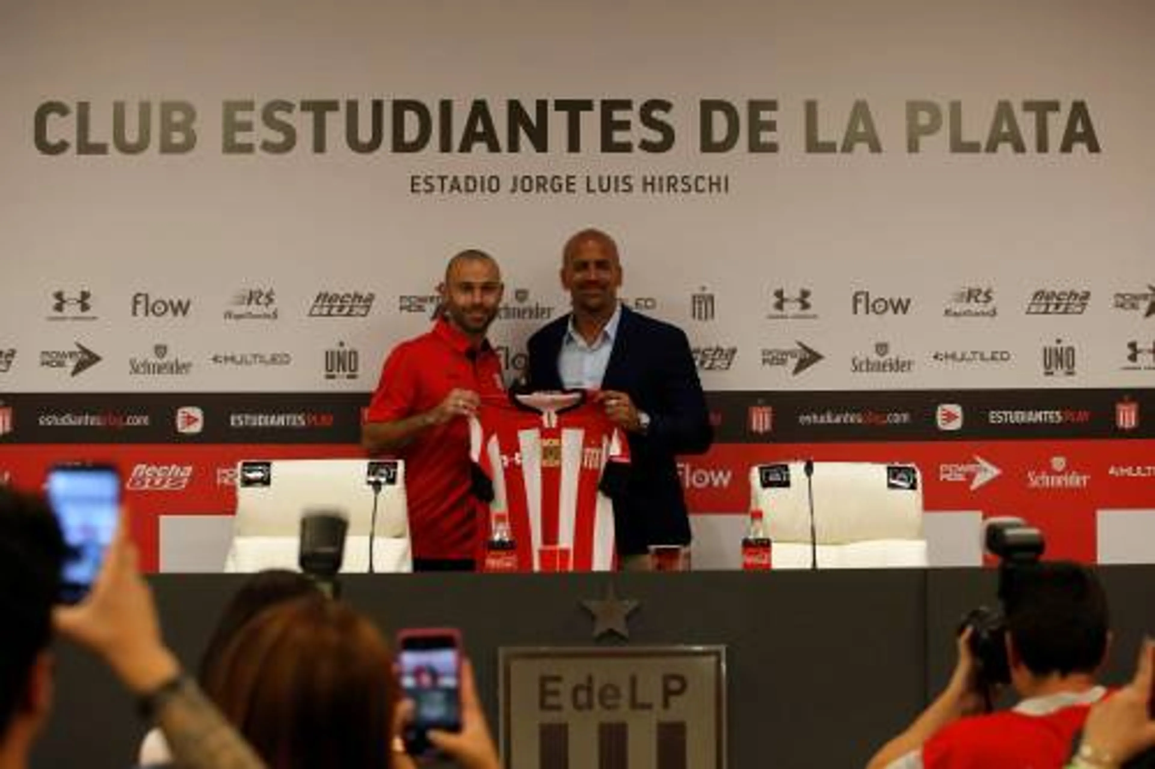 Mascherano gaat weer in Argentinië voetballen