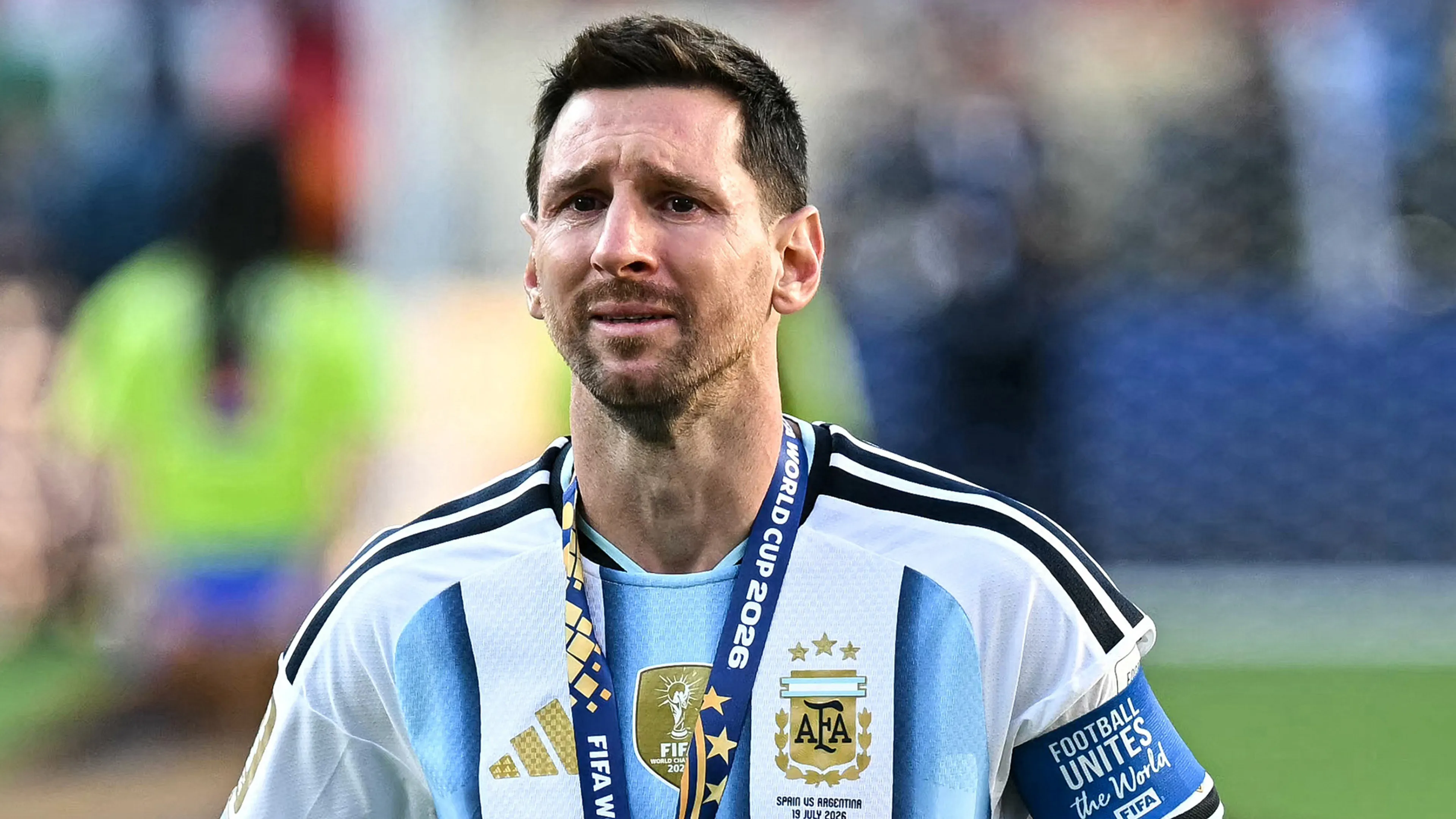 Video: Ontroostbare Lionel Messi in tranen na verloren WK-finale