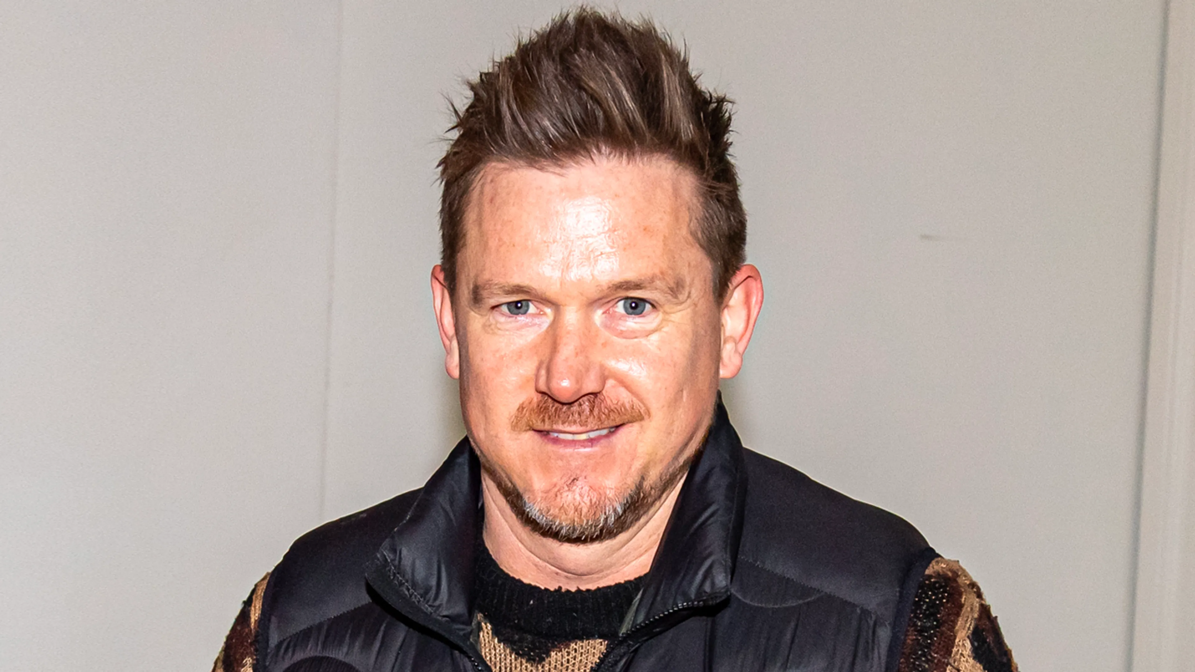 Johnny de Mol wordt definitief niet vervolgd in Nederland in mishandelingszaak tegen Shima Kaes