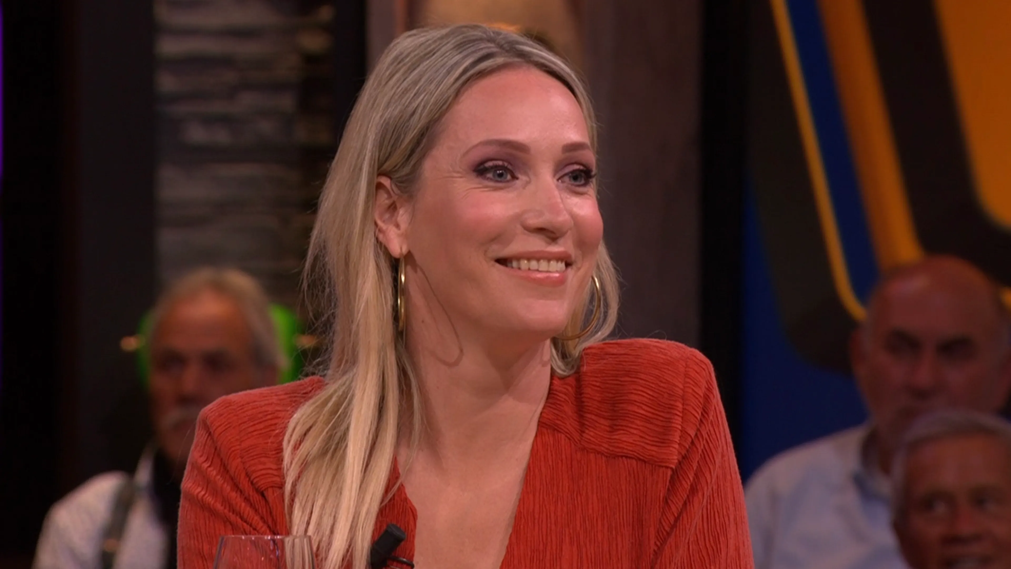 Aflevering Vandaag Inside met Hélène Hendriks, vrijdag 19 mei 2023