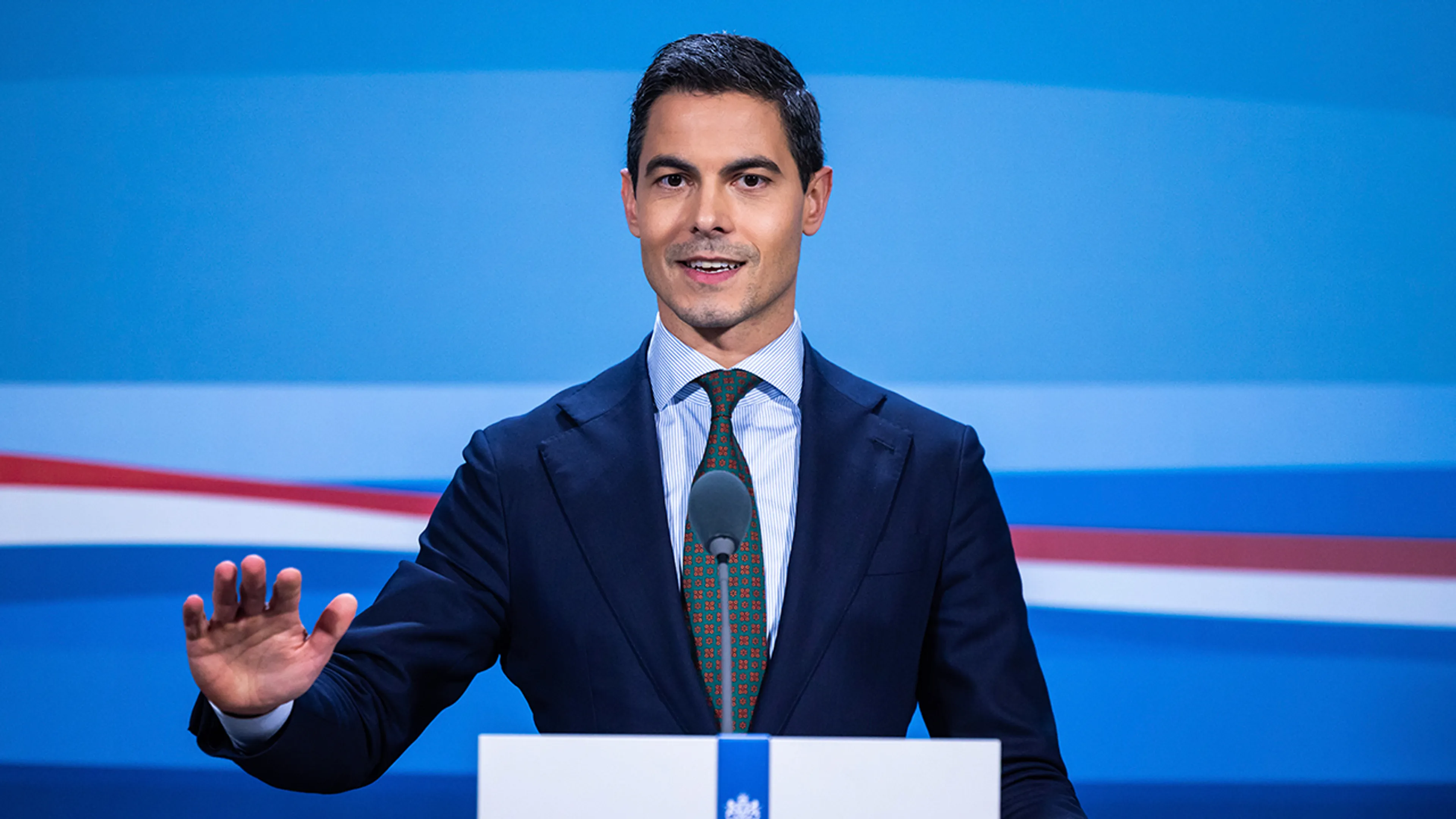 Kabinet laat plan voor snellere verhoging AOW-leeftijd vallen
