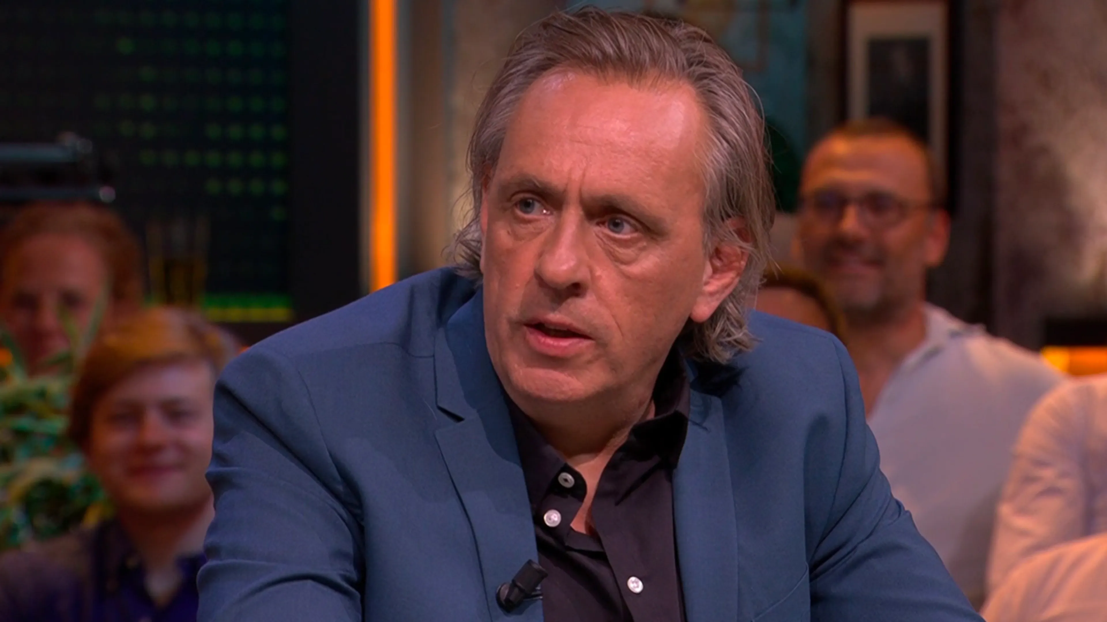Marcel kritisch op het Openbaar Vervoer: 'Maar met Harry Styles-fans heb ik geen medelijden'