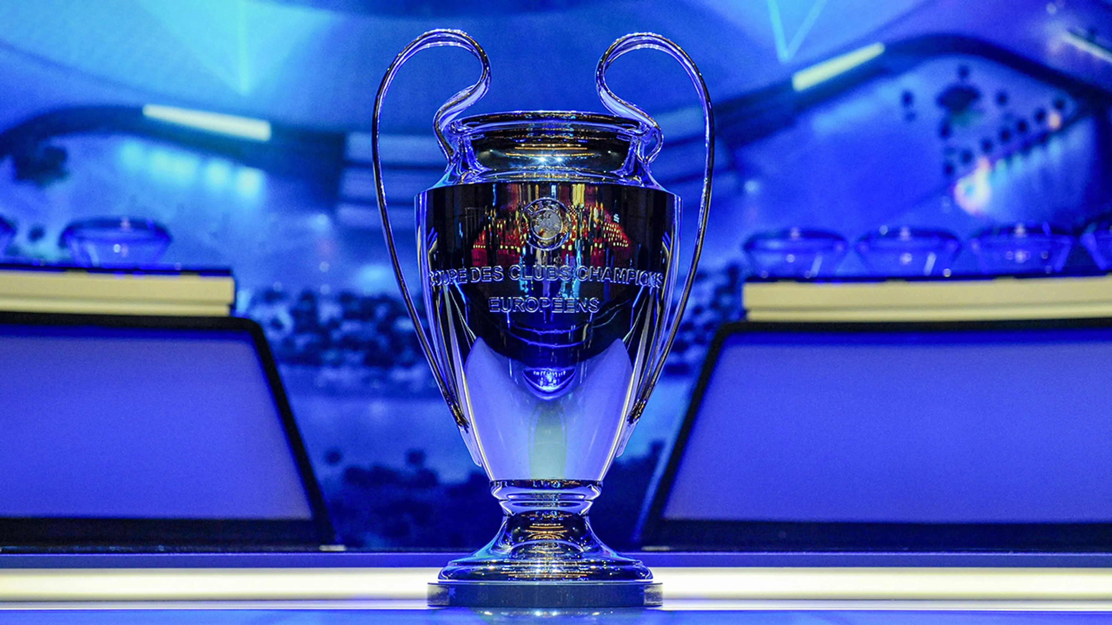 KNVB denkt aan finale Champions League in nieuwe Kuip