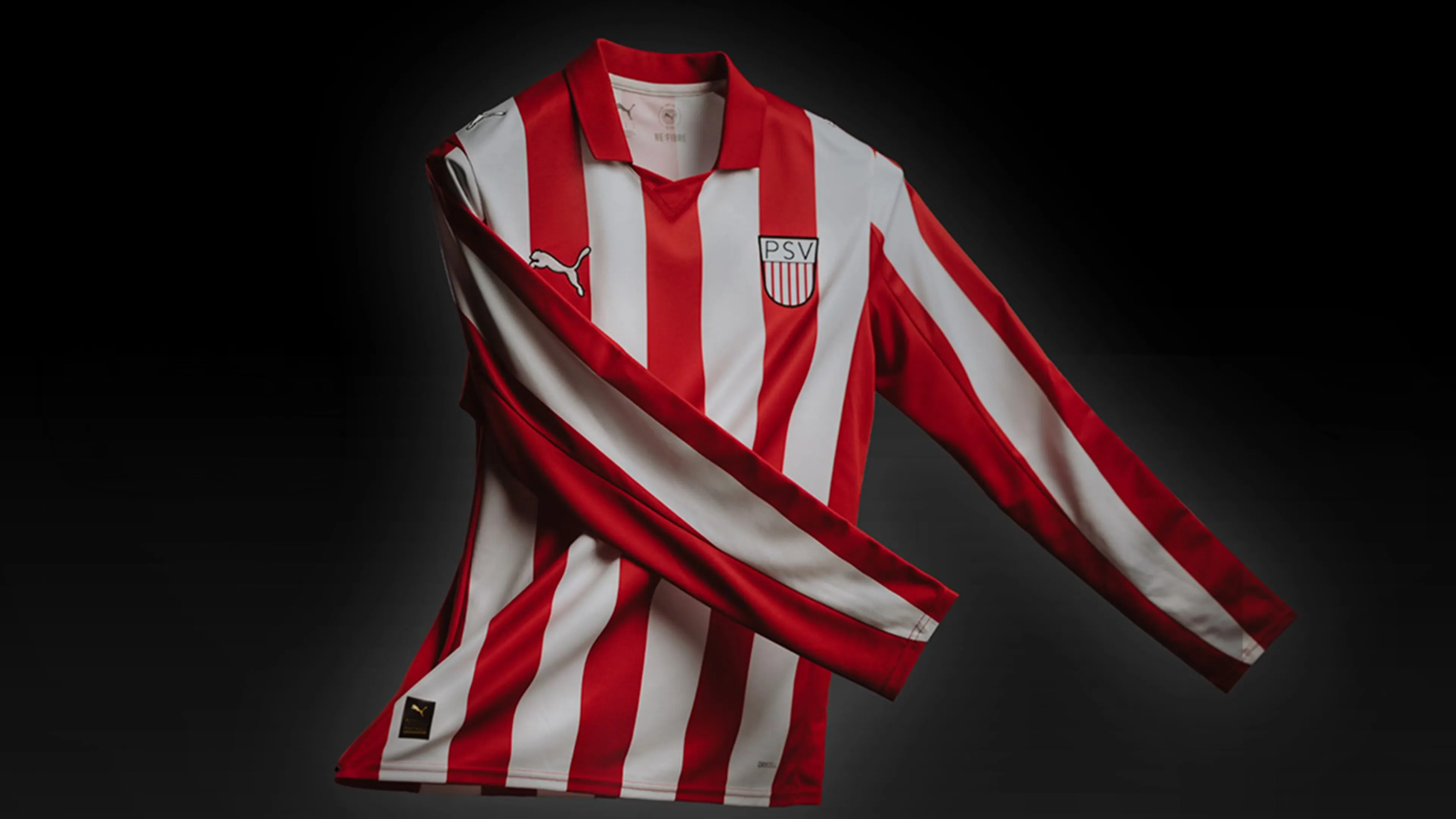 PSV eert clubicoon met speciale uitvoering van klassieke tenue