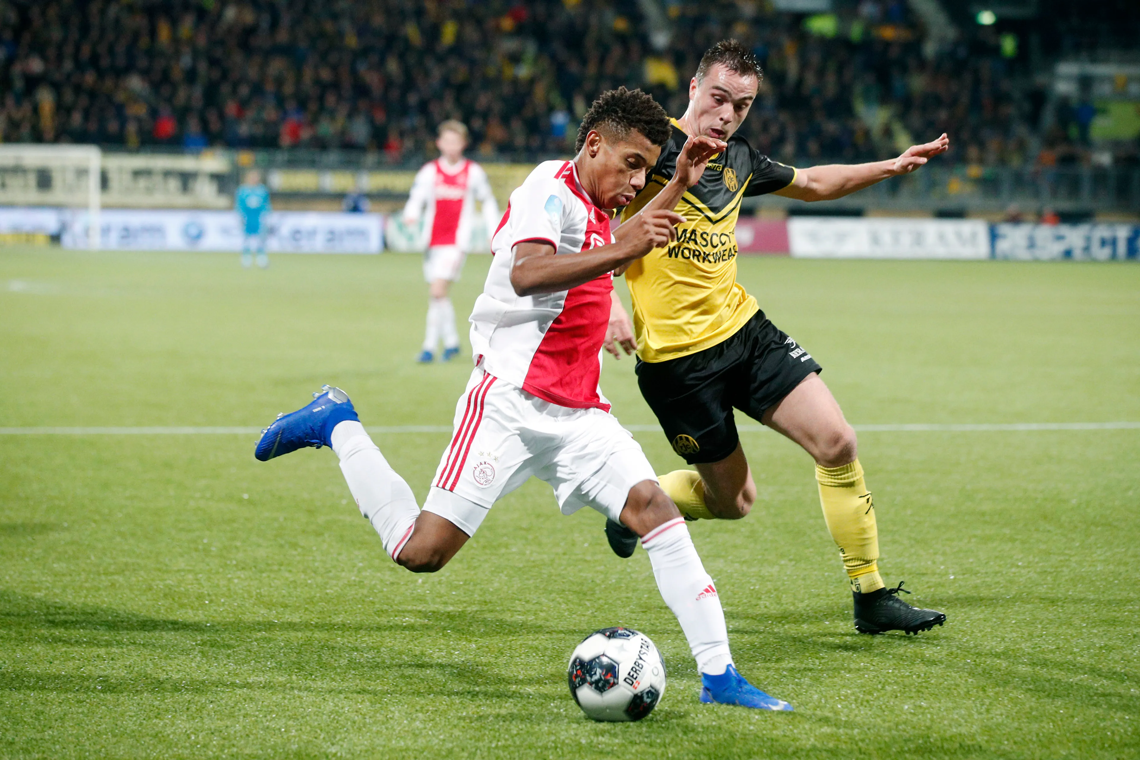 Ajax pas na penalty's langs Roda JC