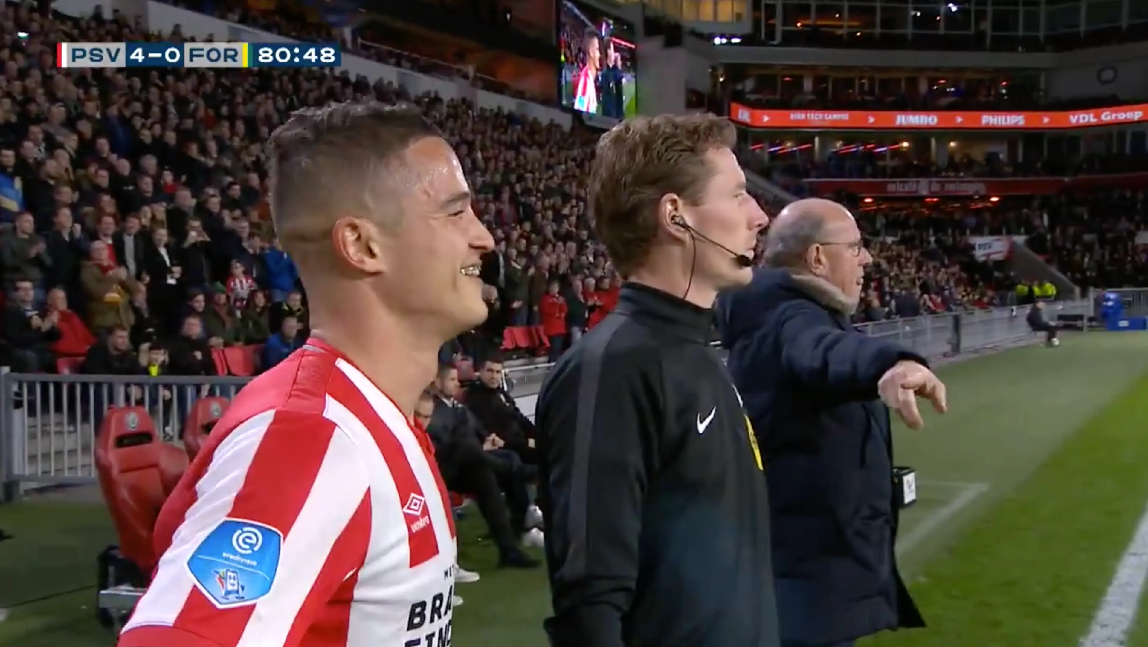 Mooi moment: Afellay maakt officiële rentree voor PSV