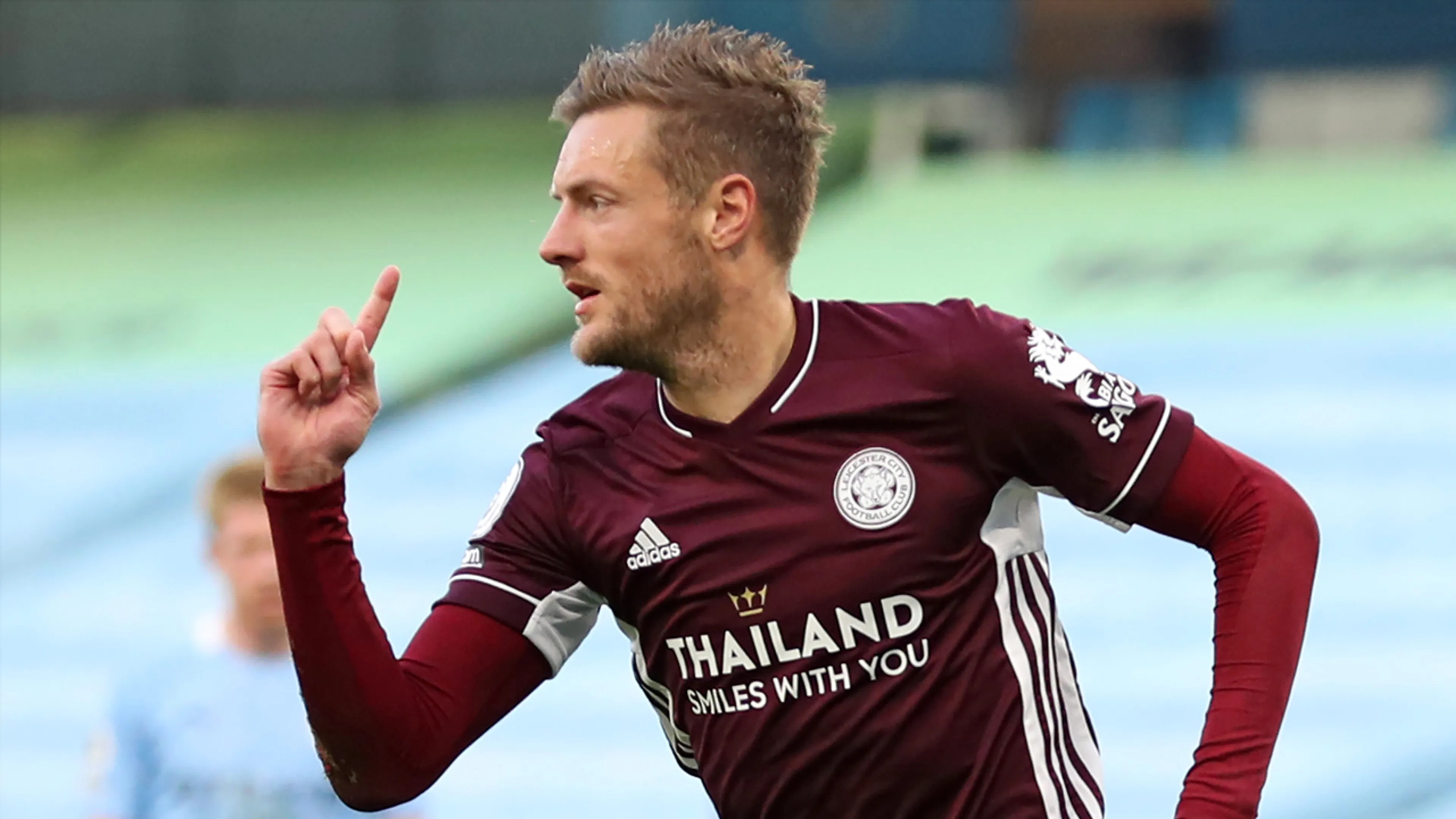 Hattrick Vardy bij stunt Leicester tegen Manchester City (2-5)