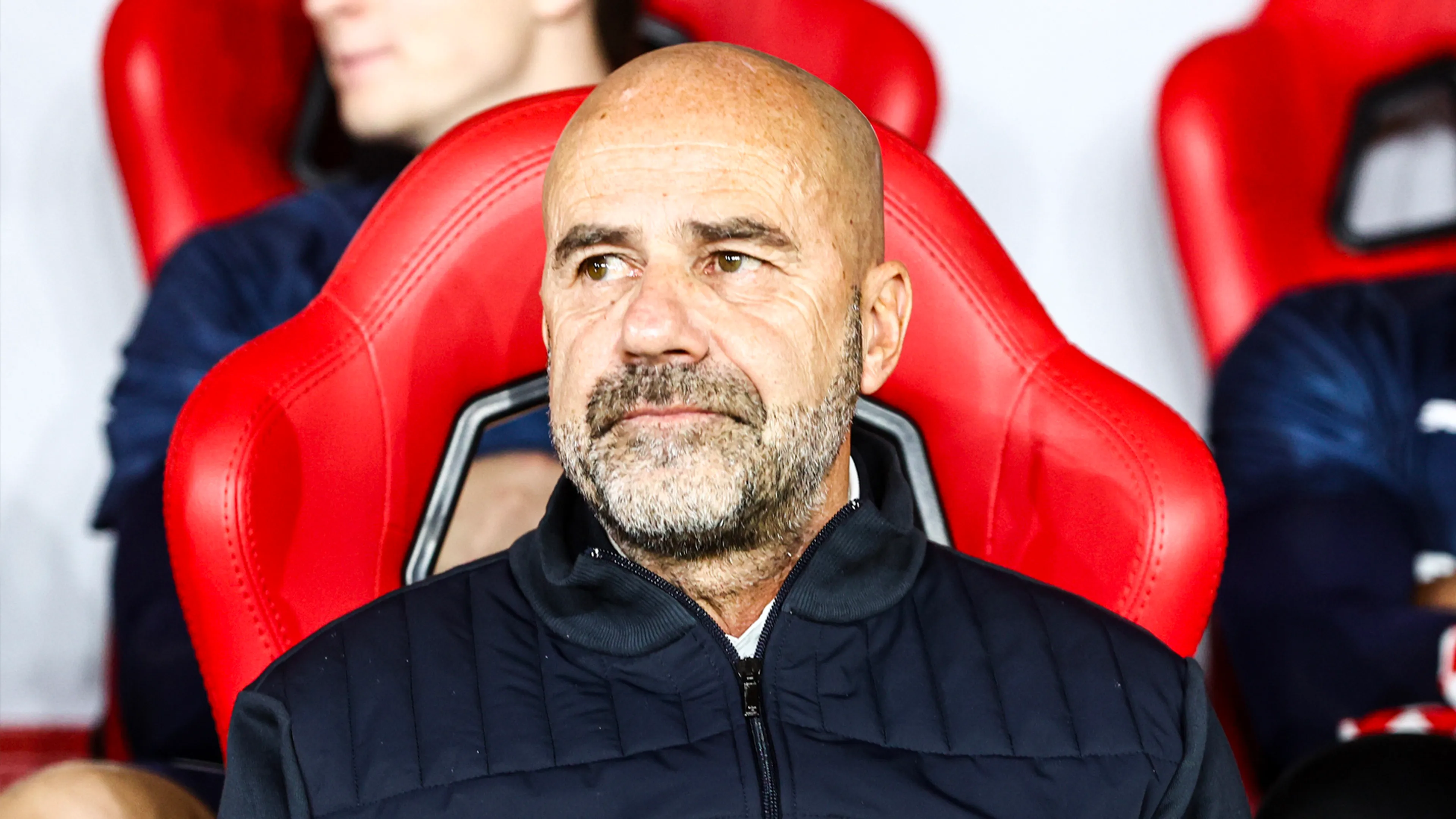 Peter Bosz wordt live op de radio gevraagd: is hij al gebeld door Ajax of de KNVB?
