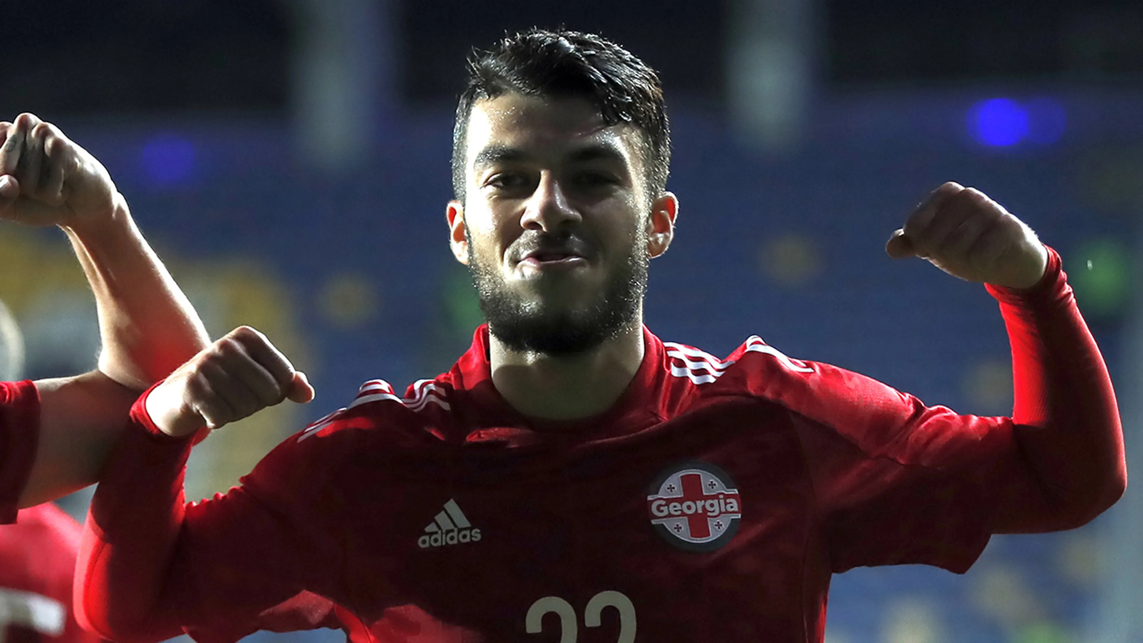 Ajax-aanvaller Mikautadze opnieuw trefzeker voor Georgië