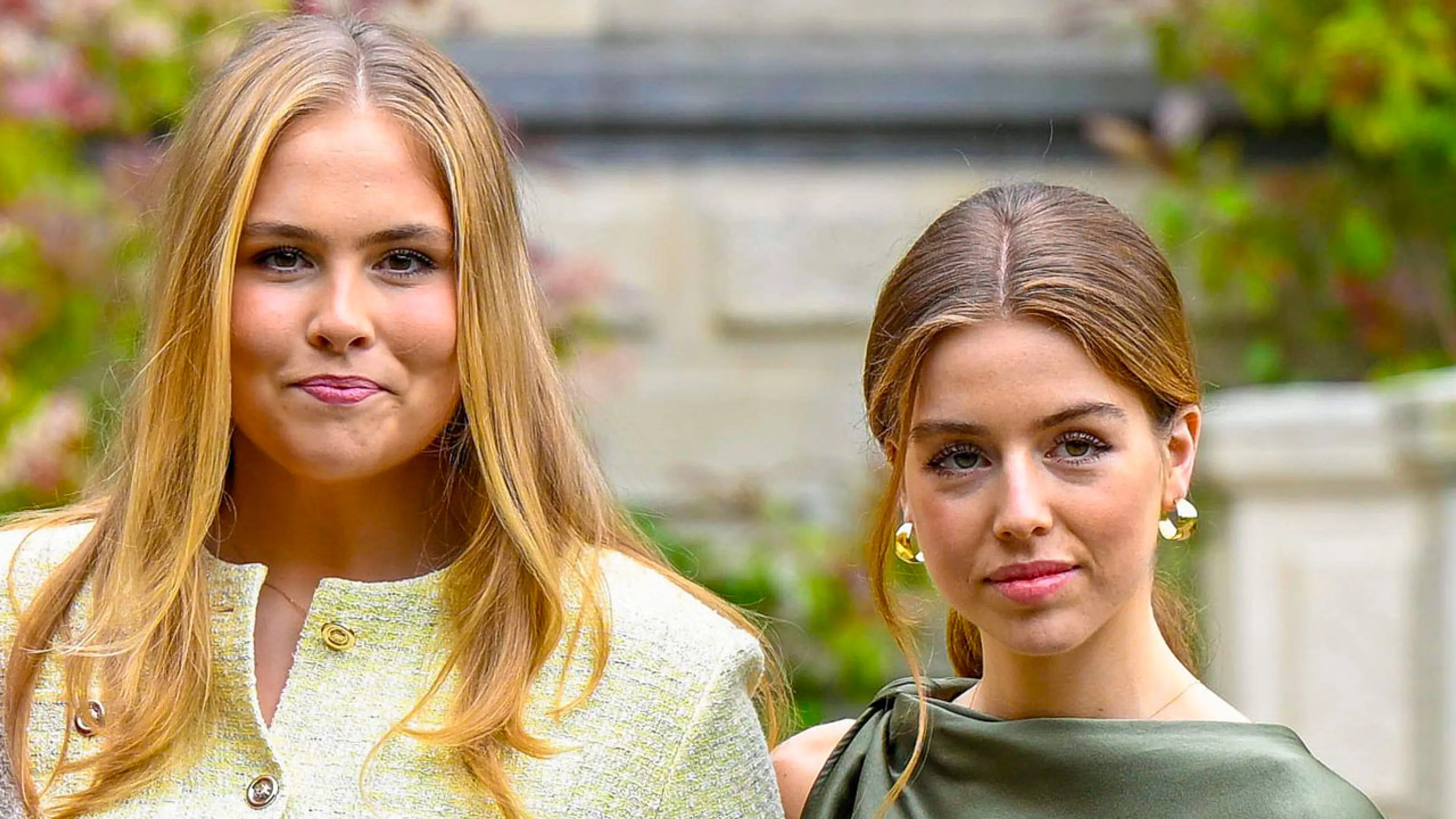Prinsessen Amalia en Alexia reageren op ernstige dreiging: 'Je schrikt er wel van'