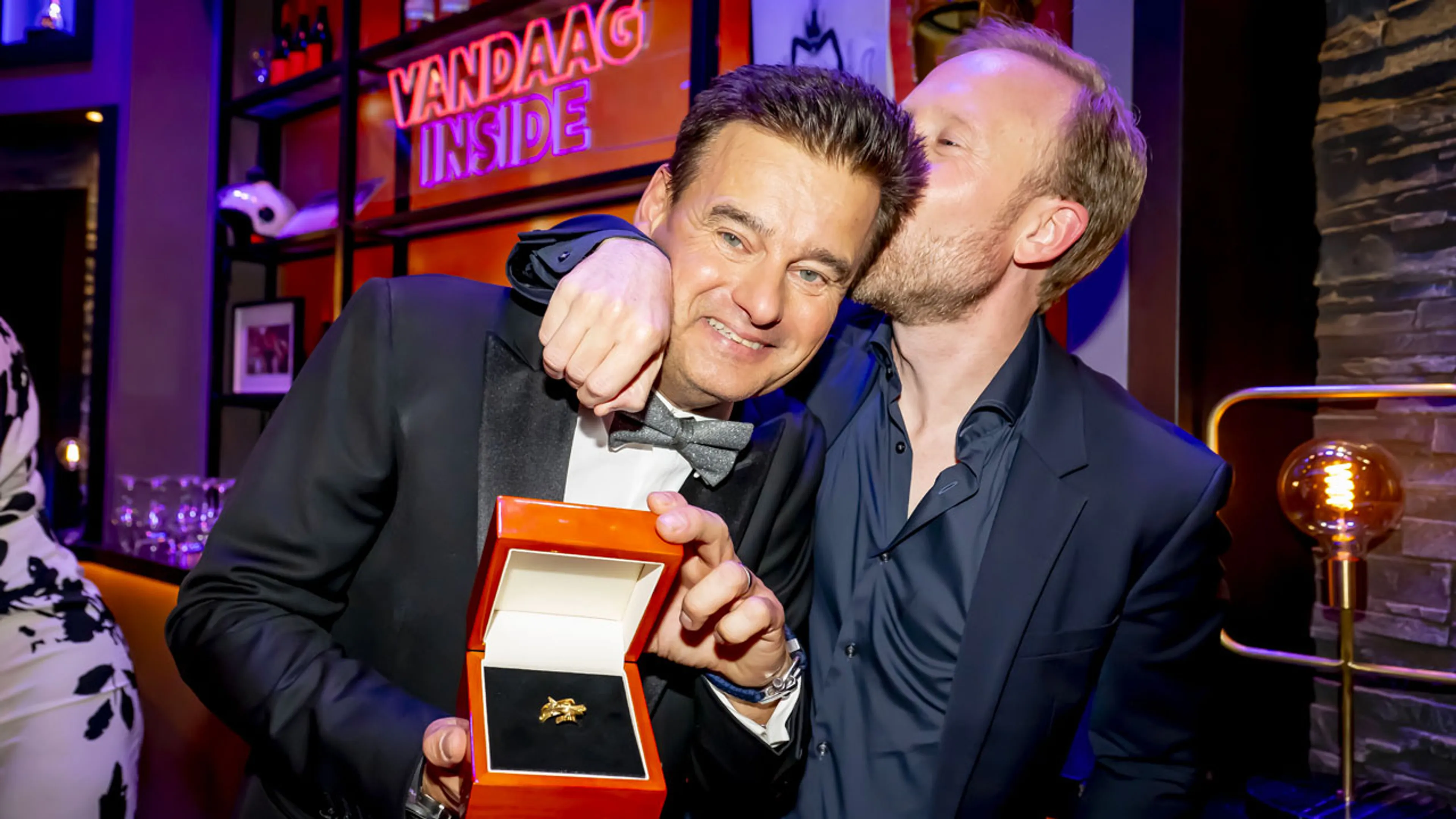 Raymond Mens prijst Wilfred Genee: 'Een van de liefste mannen in Hilversum'