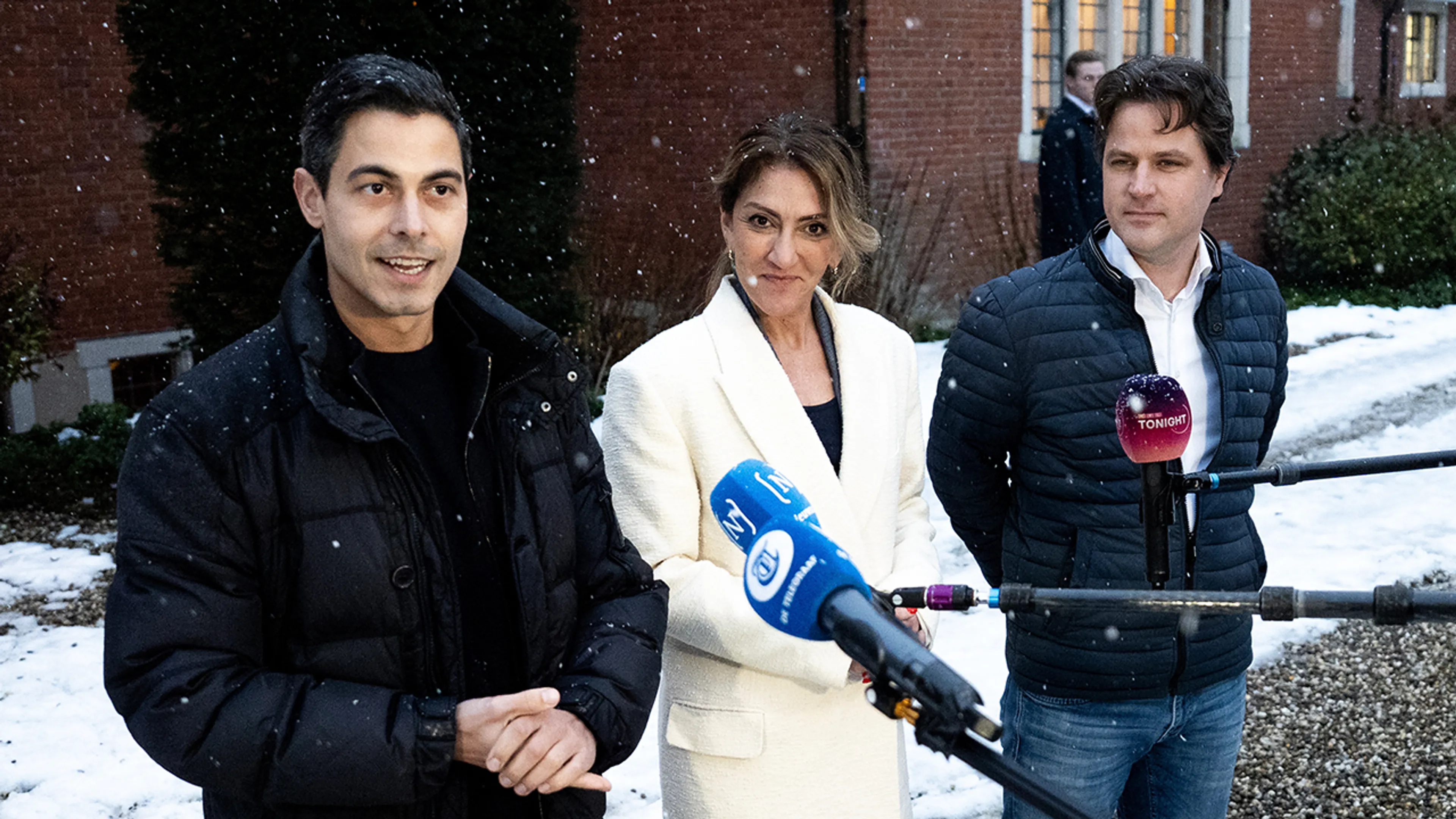 'Het minderheidskabinet is een middelvinger naar de kiezer!'