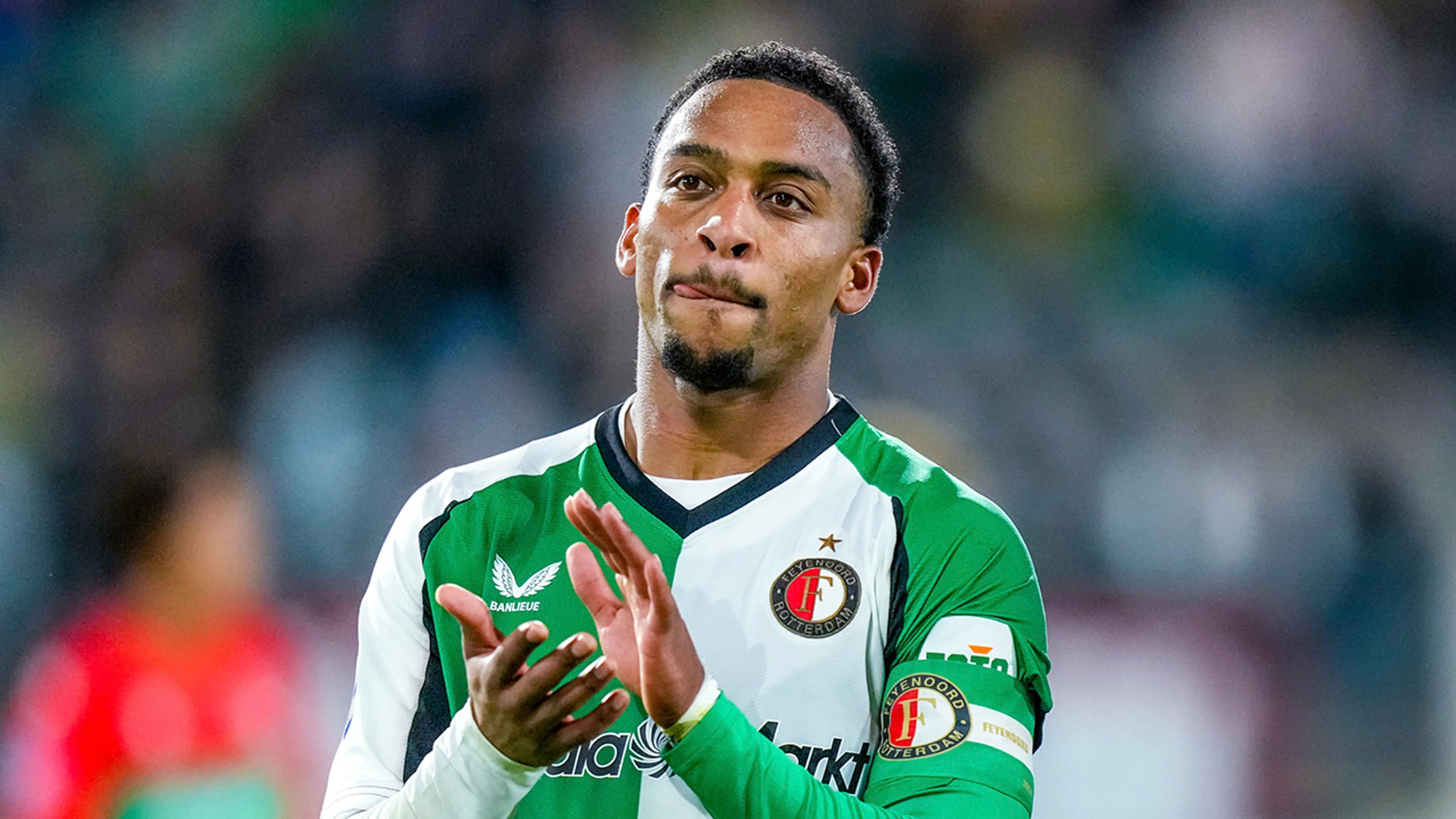 Feyenoord-aanvoerder Timber: 'Niet realistisch om te zeggen dat wij meedoen om de landstitel'