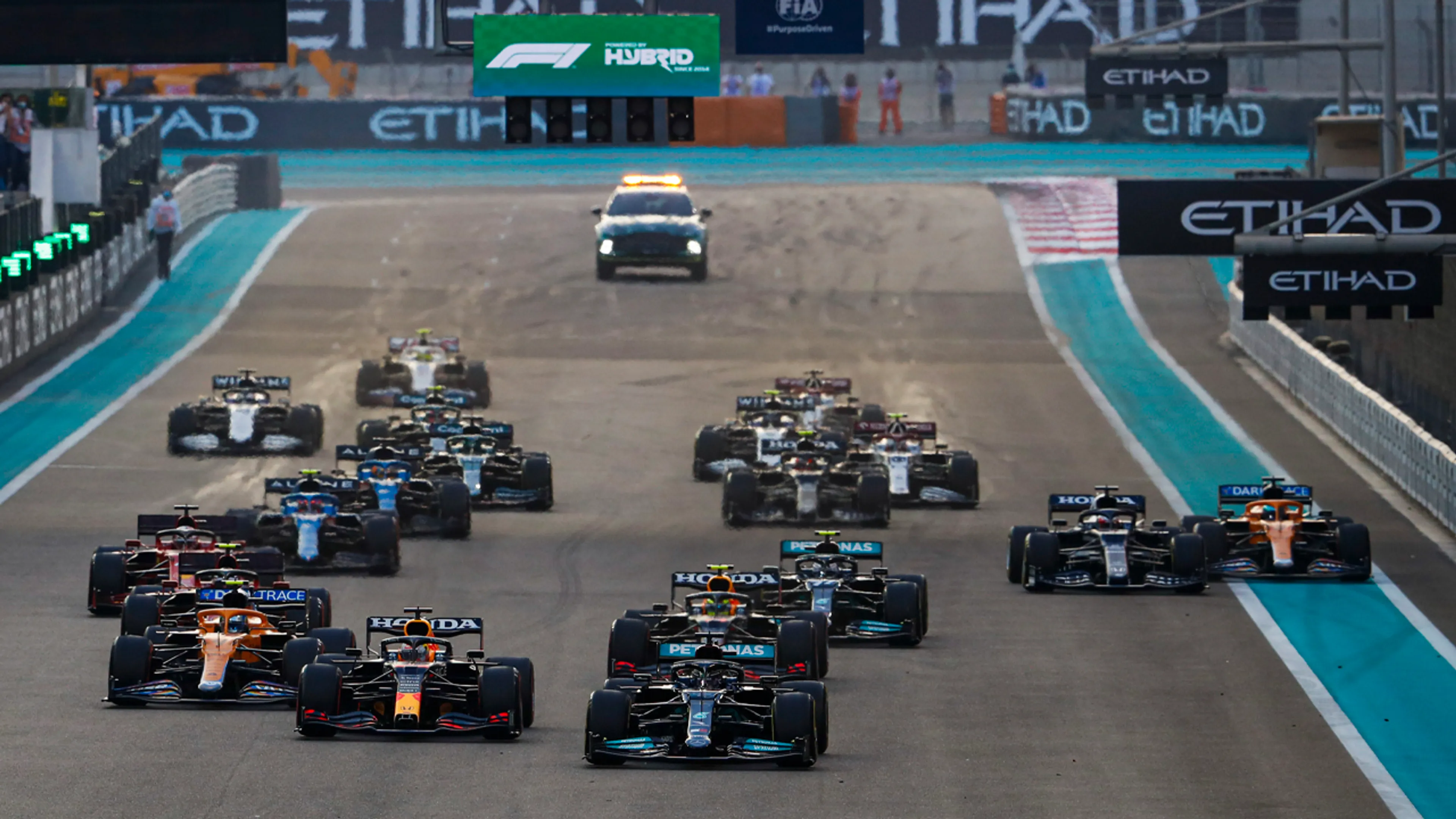 Formule 1-team Williams krijgt boete van FIA na overtreden financiële regels
