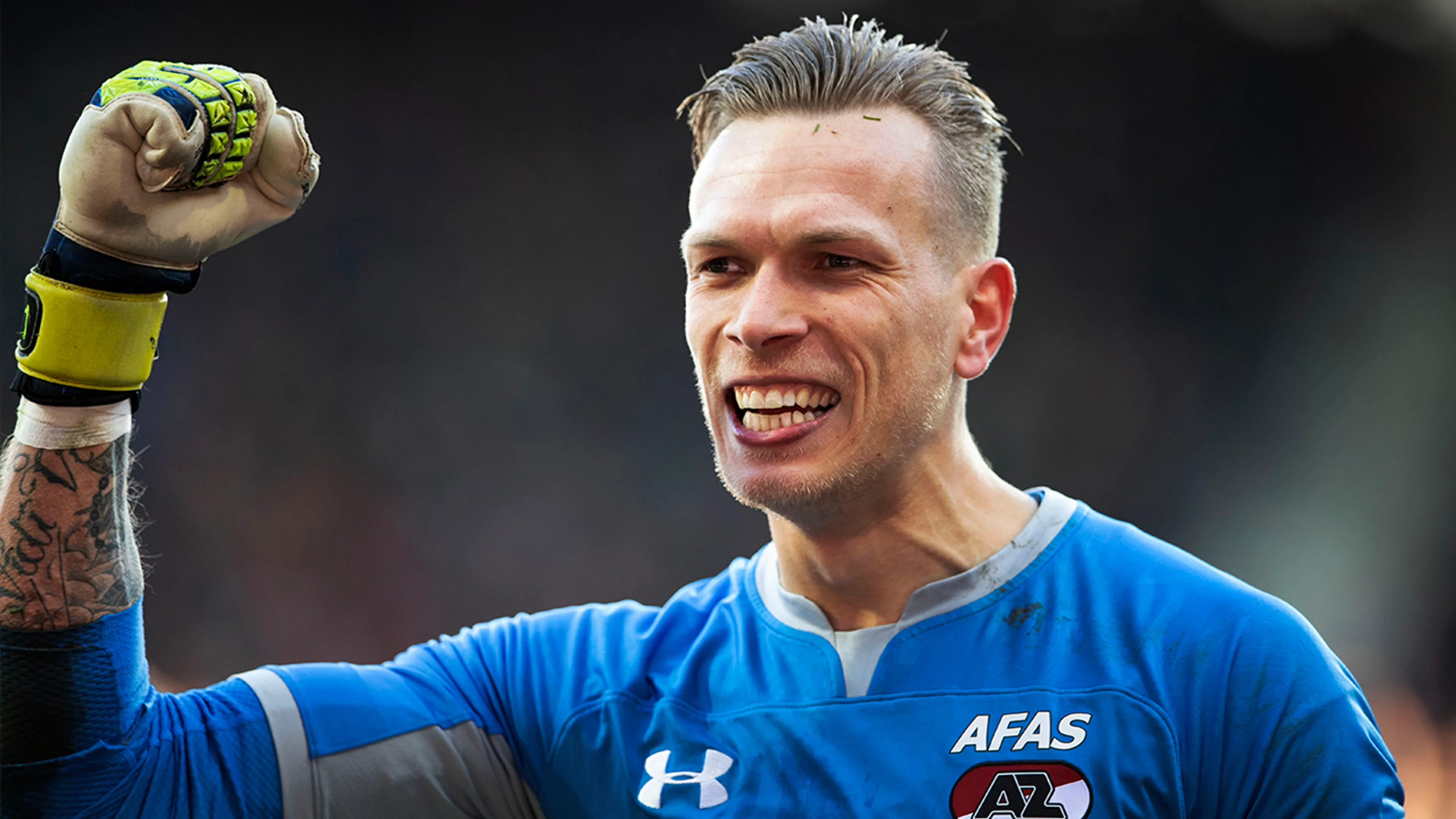 Koeman roept Bizot op