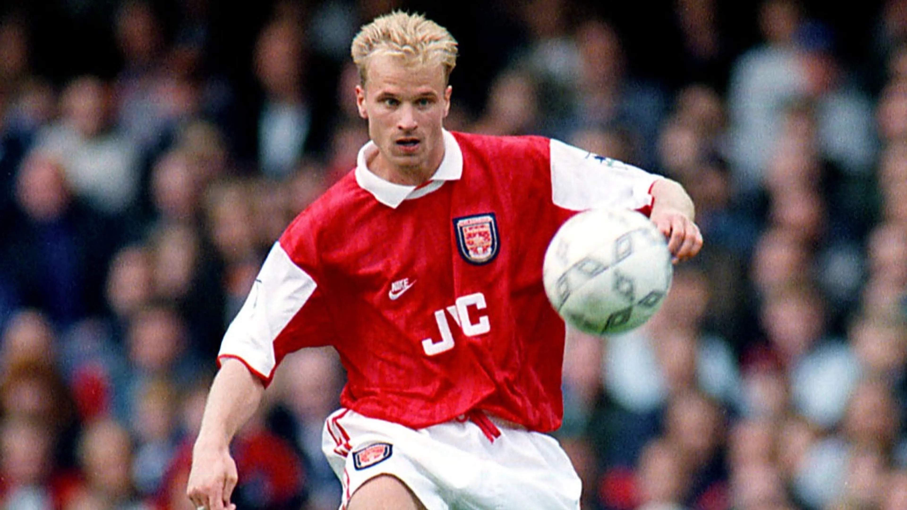 'Bergkamp is beste aankoop ooit van Arsenal'
