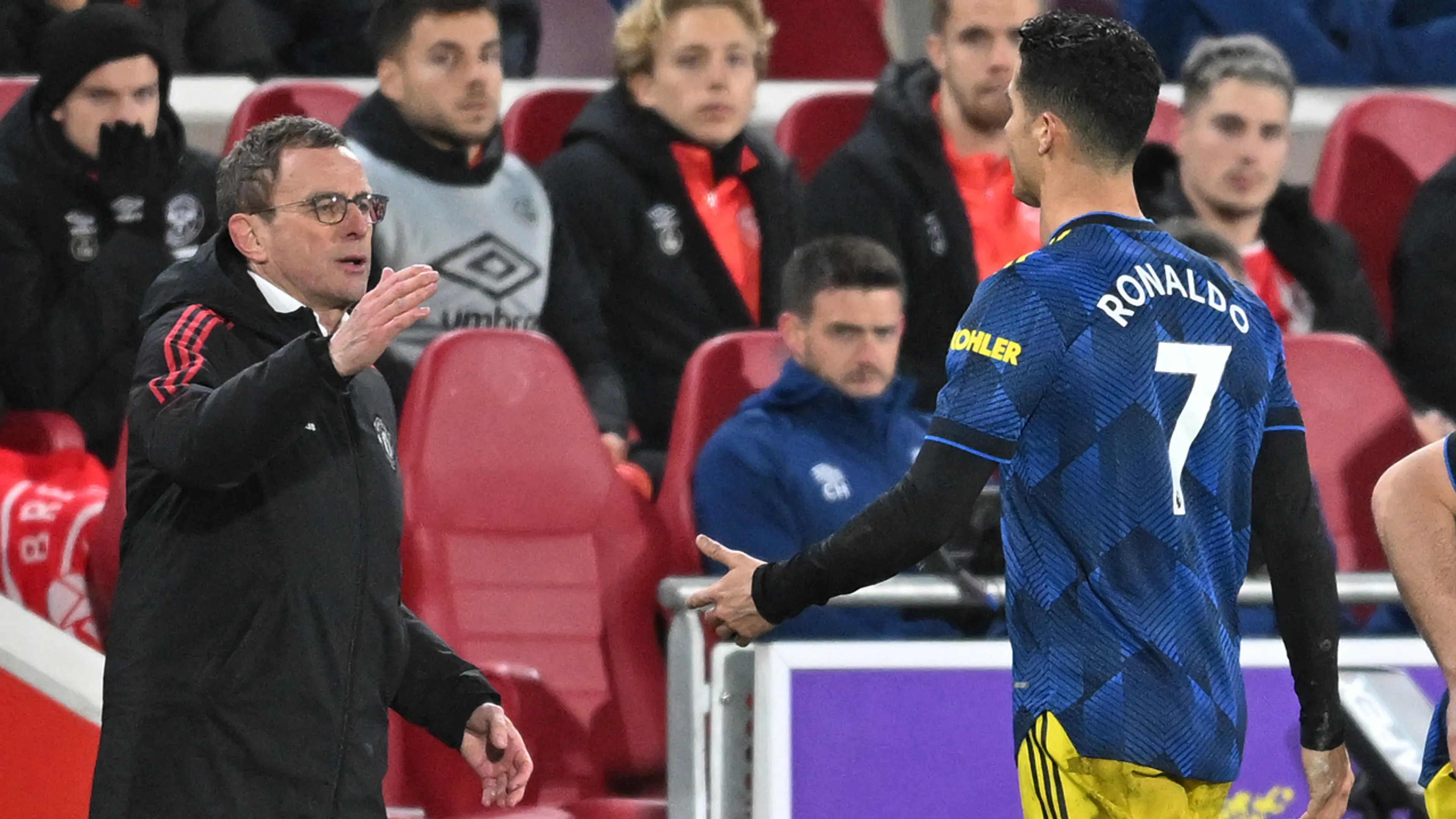 Rangnick reageert op geïrriteerde Ronaldo: 'Hebben een kort gesprek gehad'