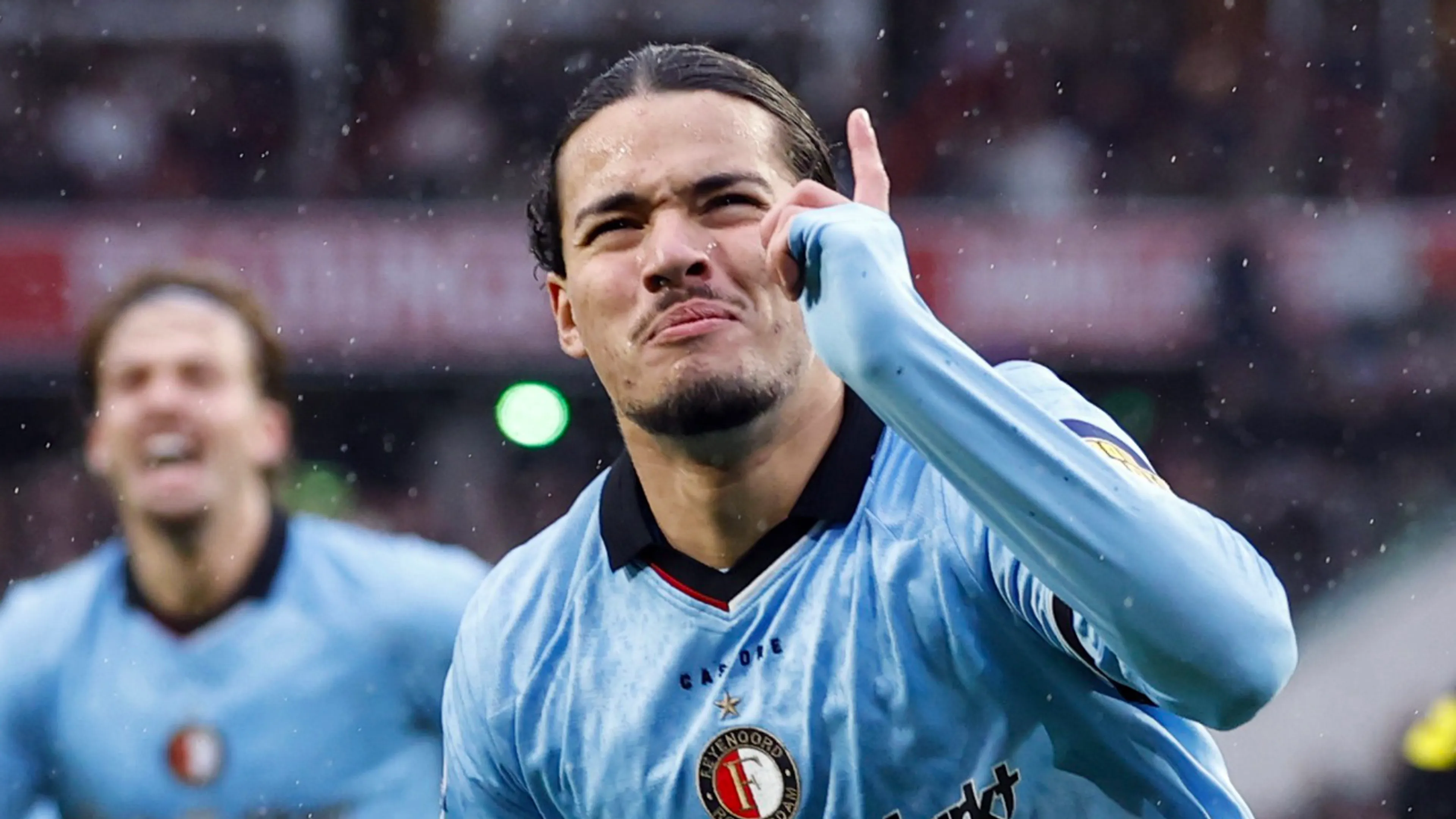 Videogoal: Anis Hadj Moussa brengt Feyenoord op gelijke hoogte met PSV