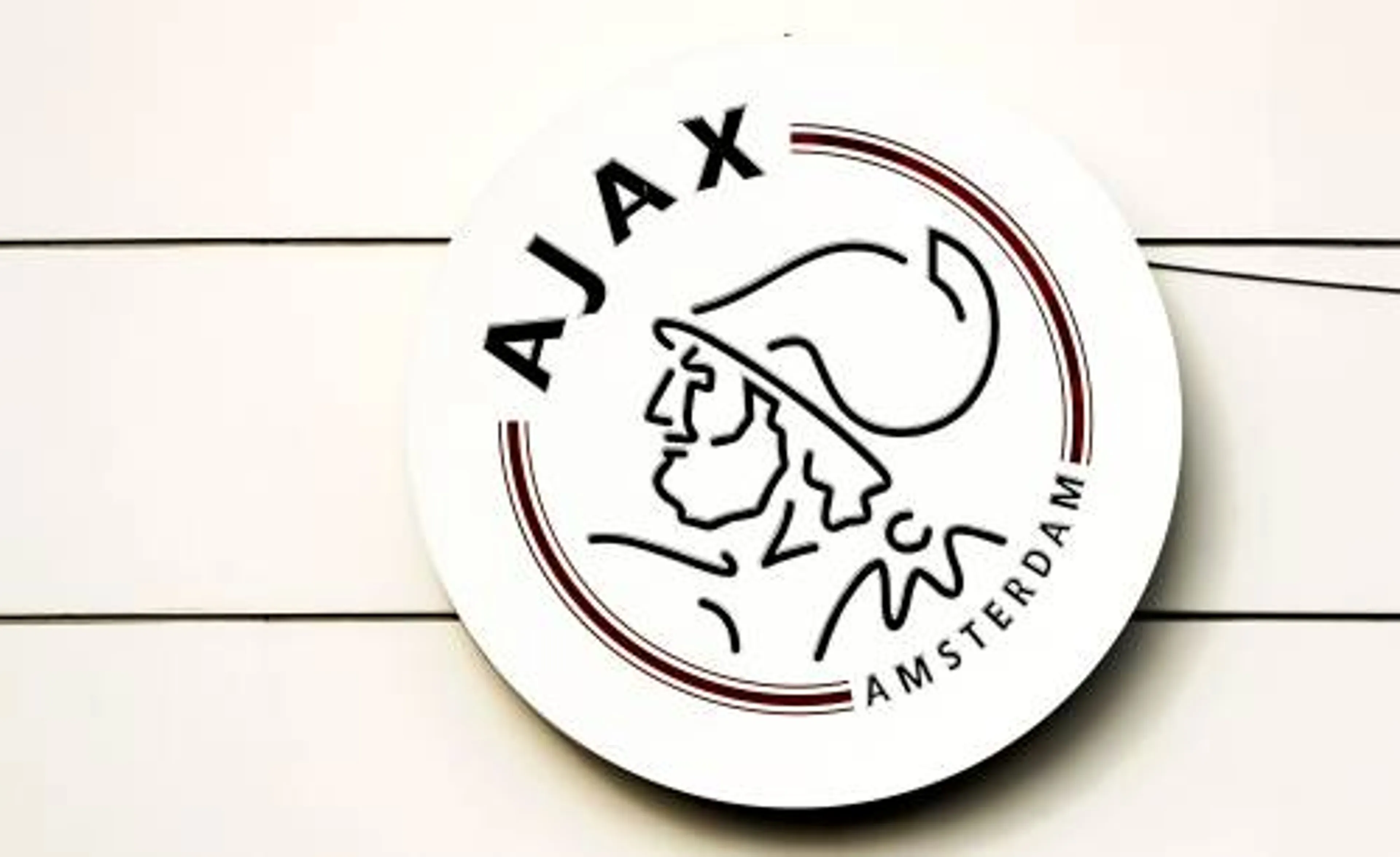 Jong Ajax wint eenvoudig van Helmond Sport