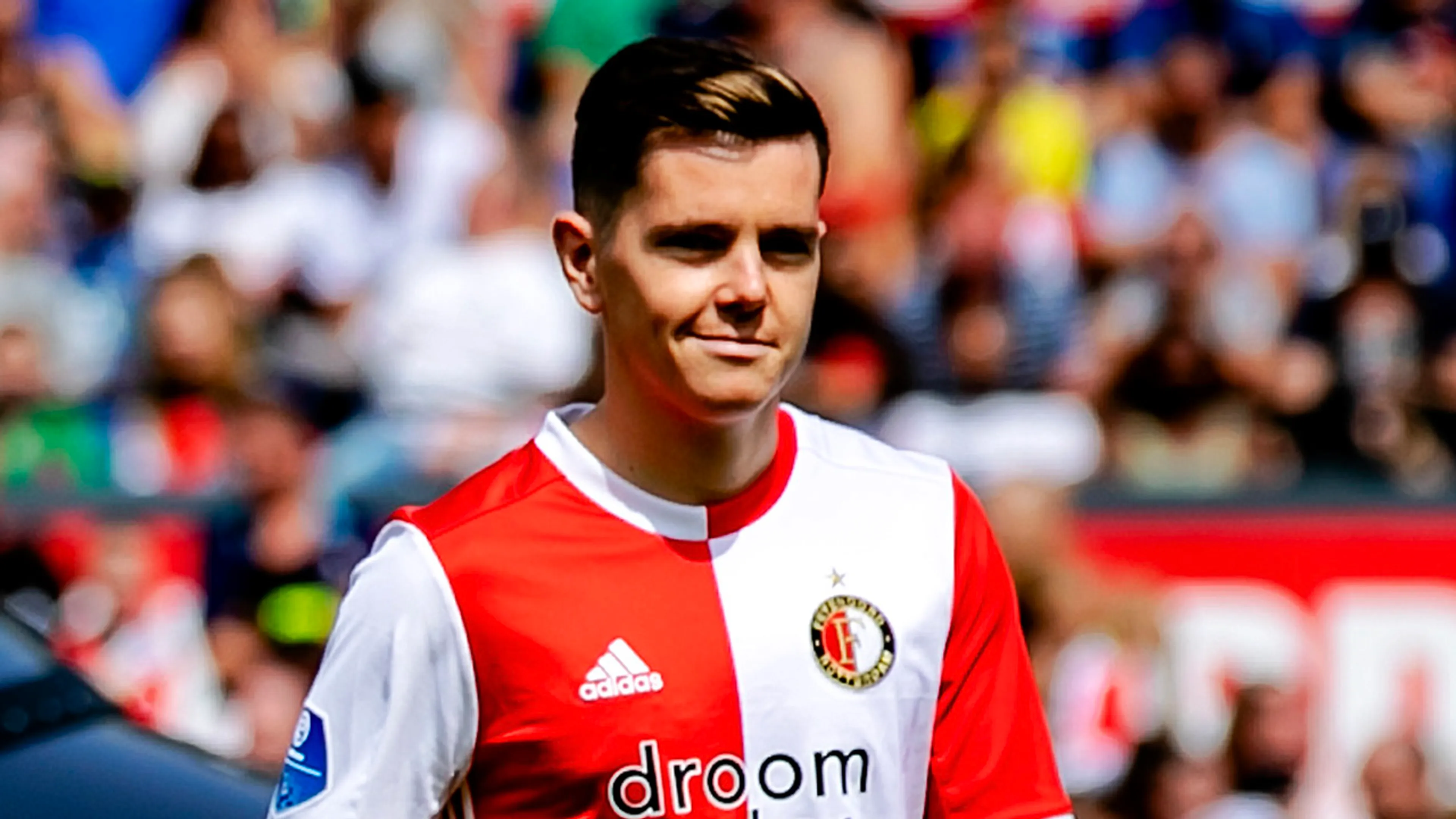 'Drie Engelse clubs tonen interesse in Liam Kelly'