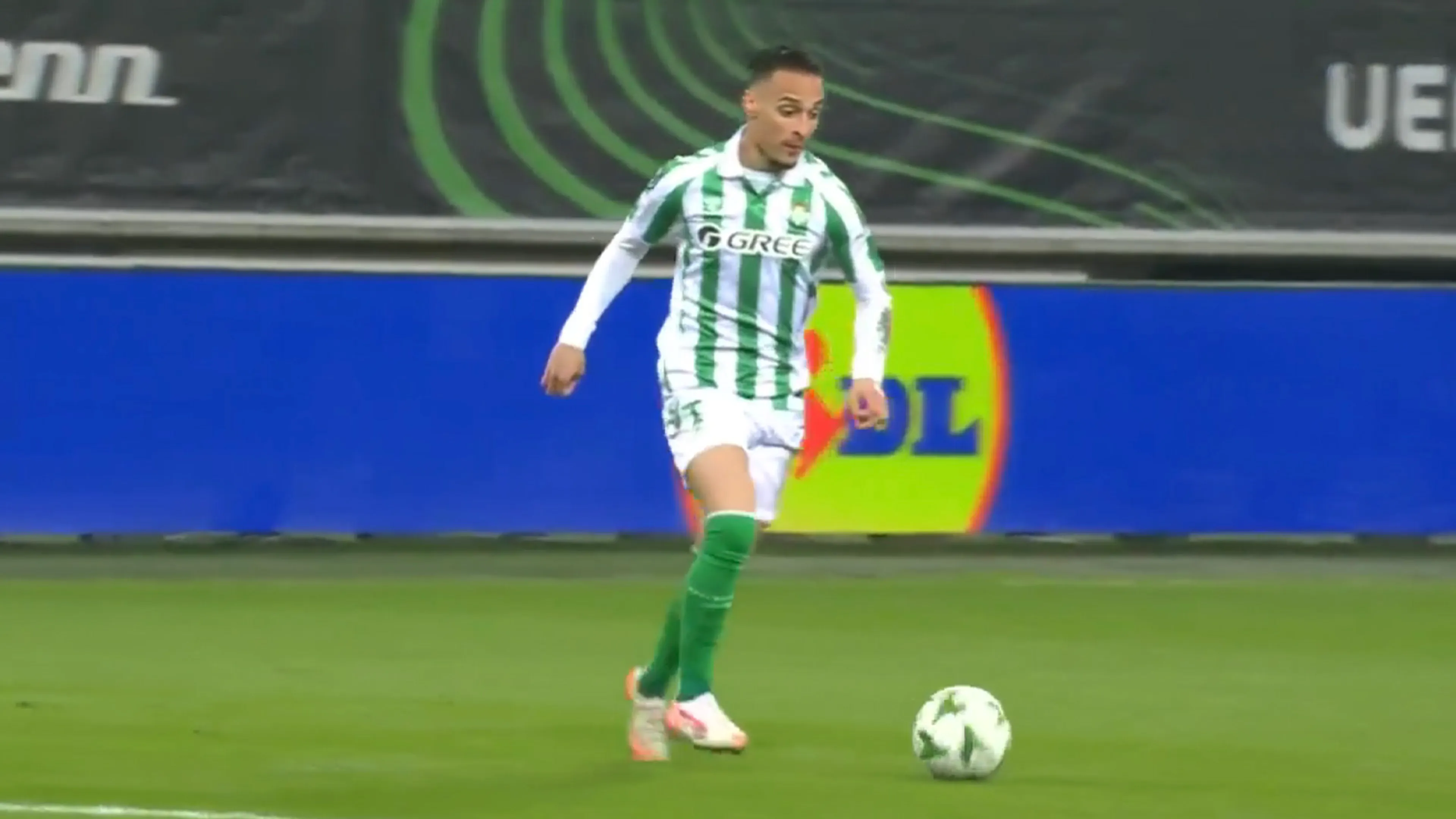 Video: Antony heeft het op zijn heupen en is opnieuw trefzeker voor Real Betis