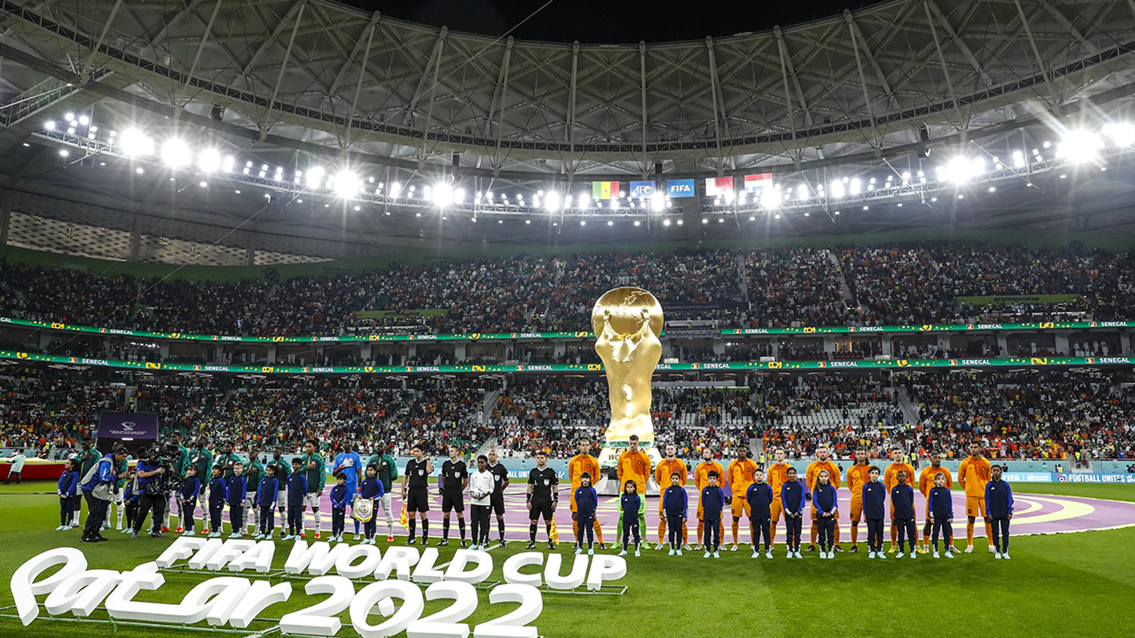 Opmerkelijk: FIFA en Qatar melden hoger aantal fans dan stadioncapaciteit