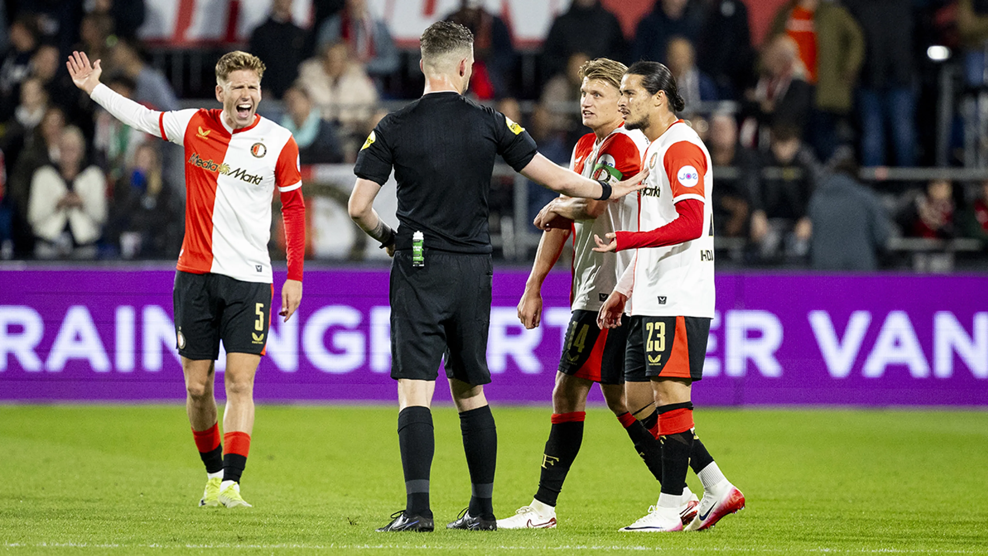 Feyenoord hoort goed nieuws over schorsing voor Anis Hadj Moussa