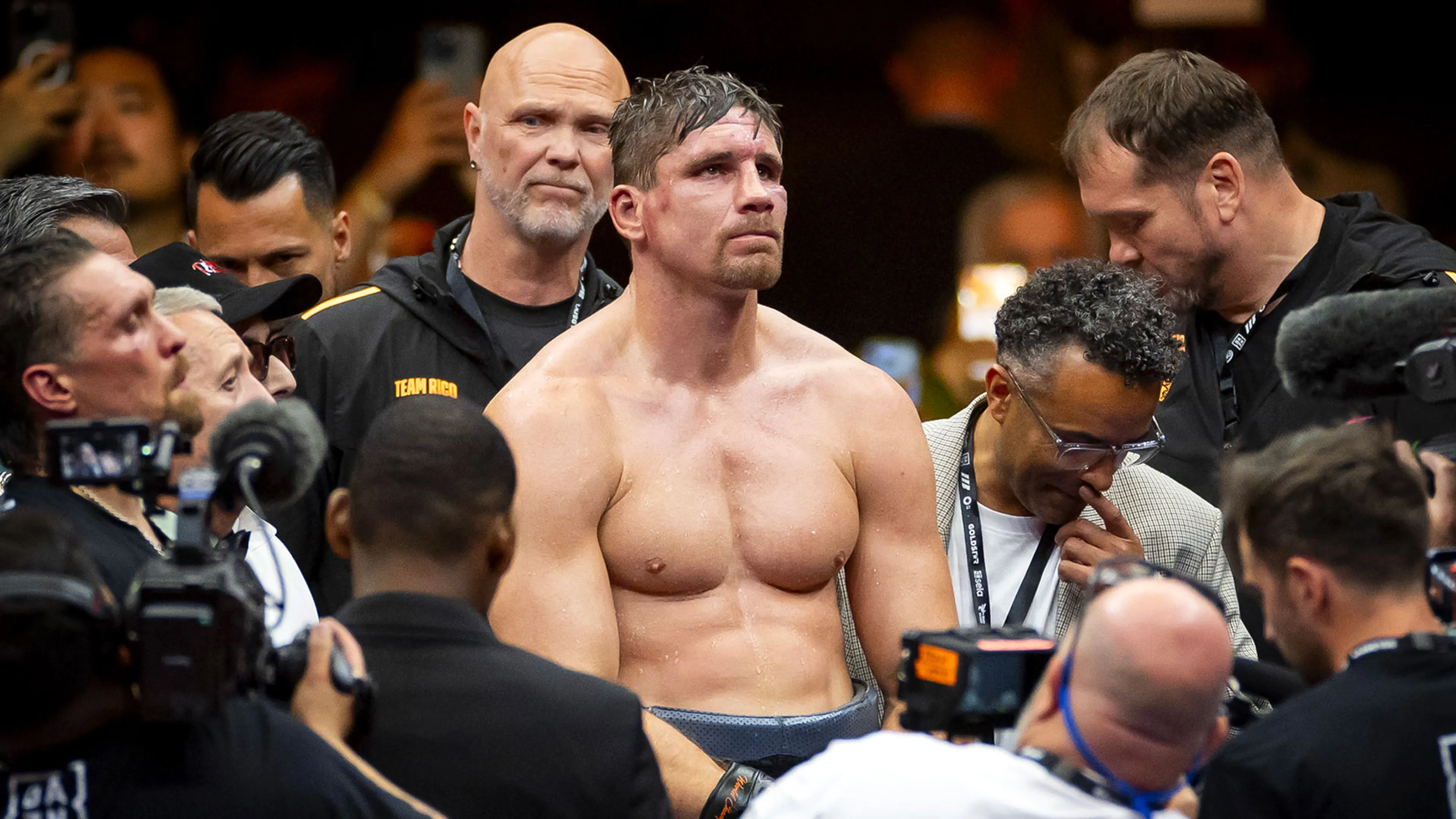 Rico Verhoeven wil snelle rematch tegen Oleksandr Usyk na uitspraak commissie