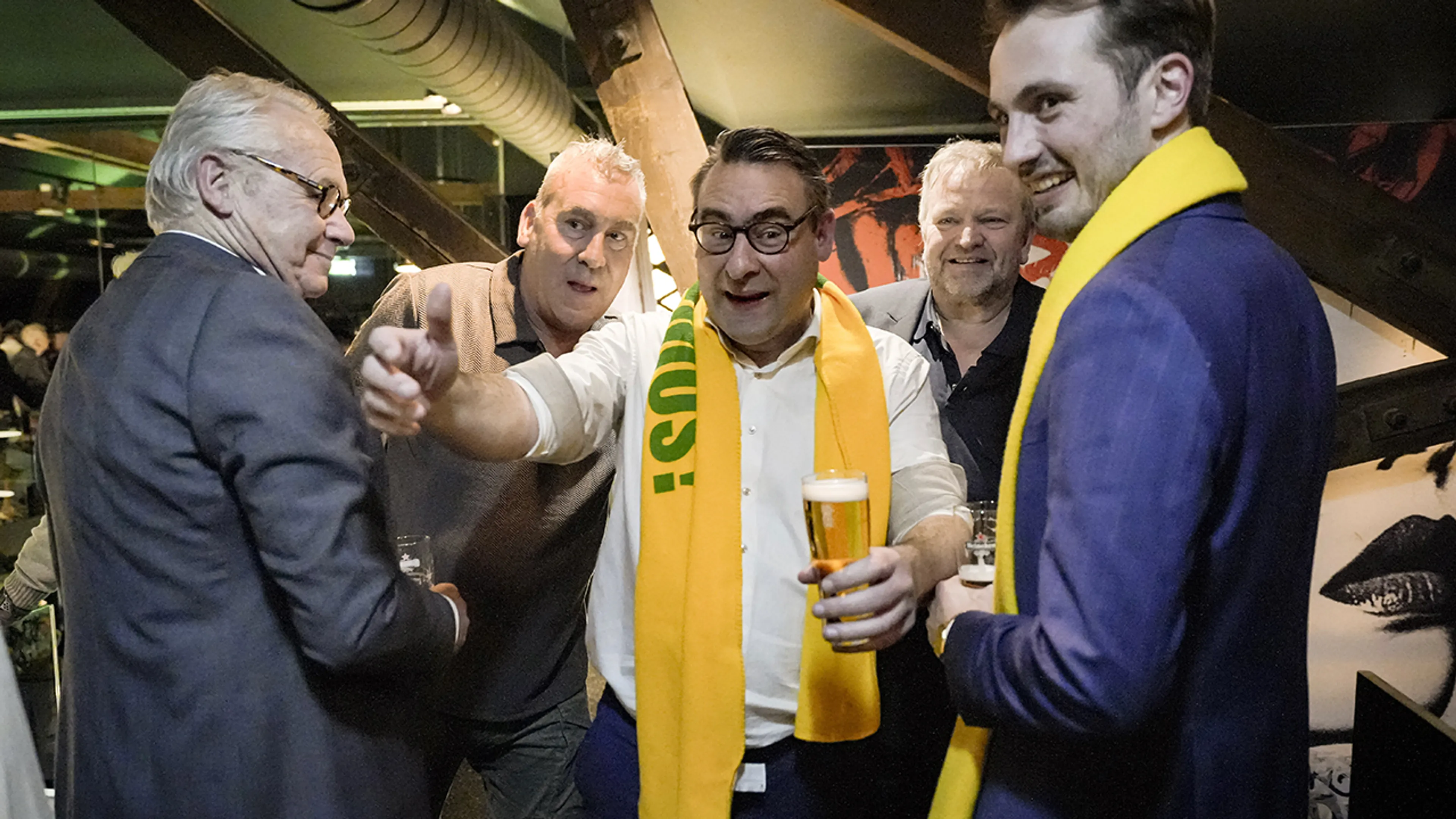 Lokale partijen grote winnaars bij gemeenteraadsverkiezingen, verlies voor GroenLinks-PvdA, SP en CU