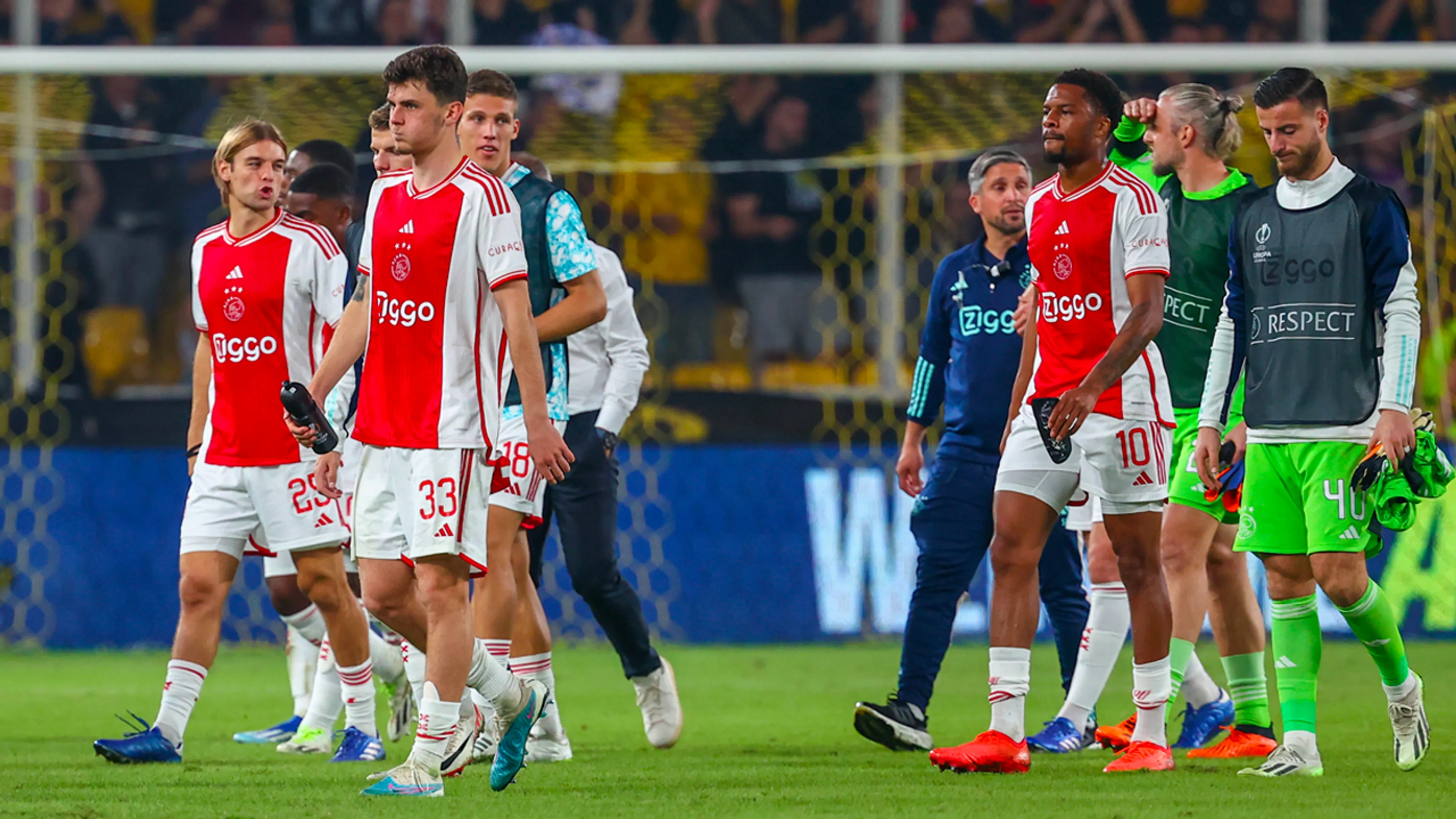 ‘Er zijn eigenlijk maar één of twee spelers die bij Ajax kunnen blijven, de rest moet weg’