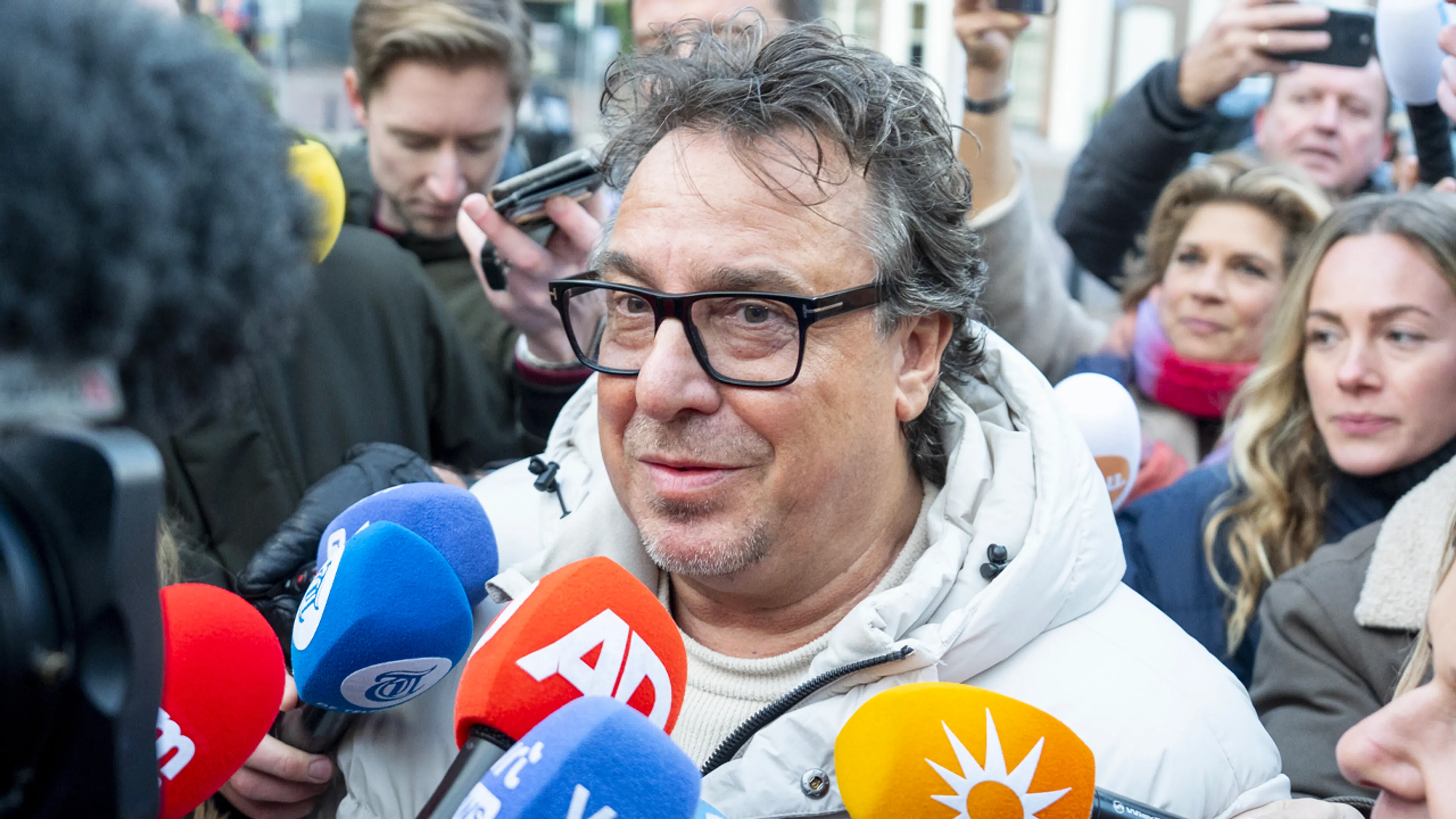Marco Borsato doorbreekt stilzwijgen en maakt tv-comeback met interview